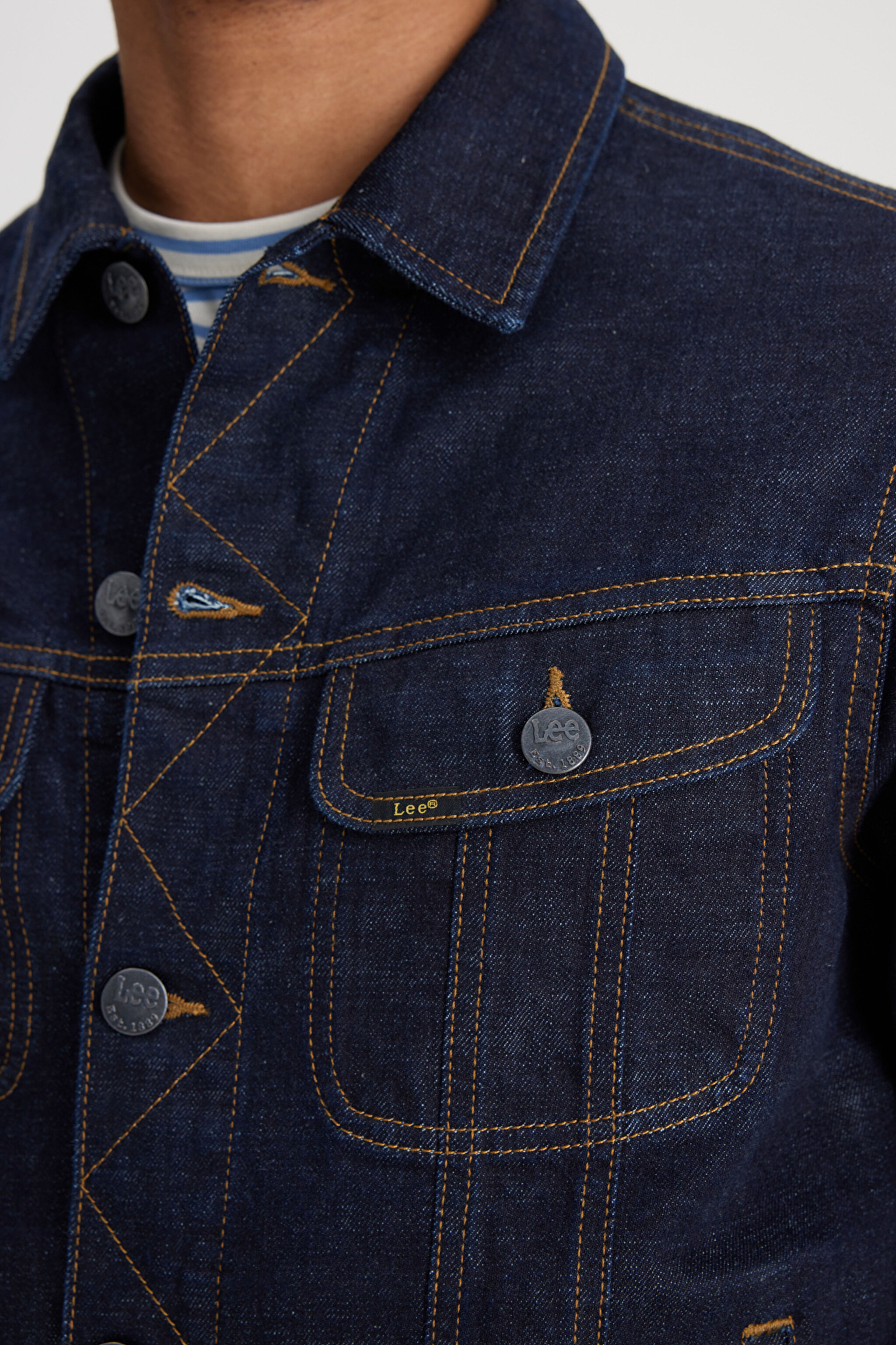 Regular Fit Normal Kesim %100 Pamuk Ekru Trucker Jean Kot Ceket - Dark Blue-L89ZLJ049 (görsel 5)