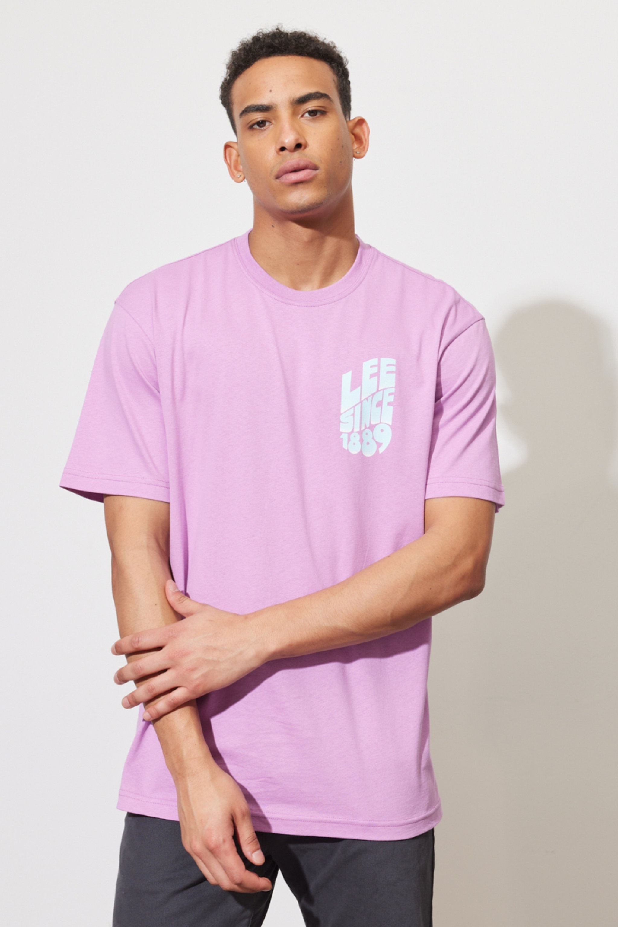 Loose Fit Rahat Kesim %100 Pamuk Bisiklet Yaka Pembe Tişört - Pansy-LL08FE63 (görsel 4)