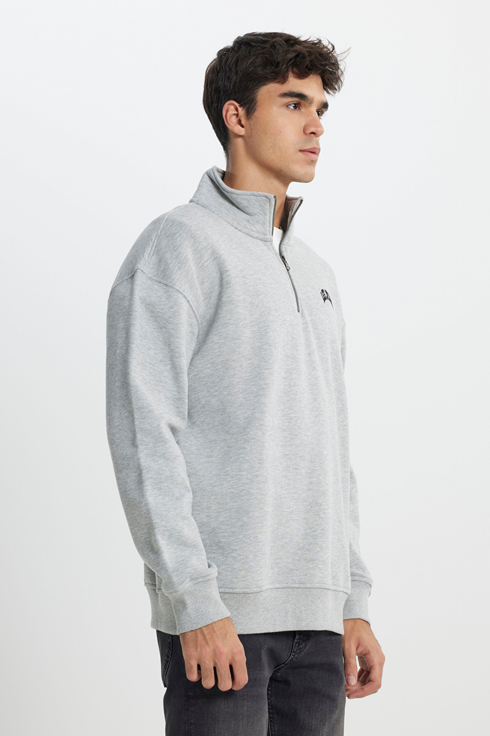 Regular Fit Normal Kesim Dik Yaka Şardonlu Yarım Fermuar Gri Melanj Sweatshirt - Sharp Grey Mele-LL99RF03 (görsel 3)