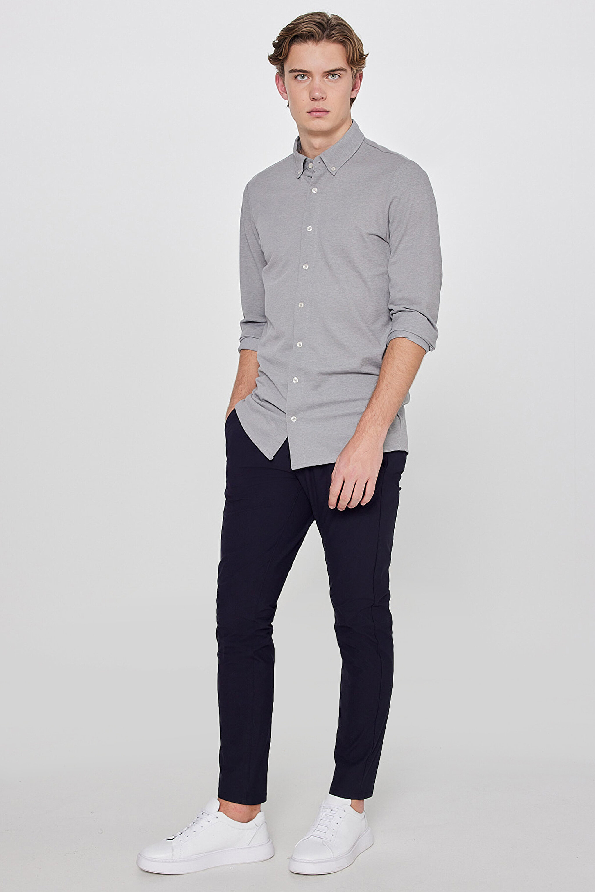 Regular Fit Normal Kesim Dar Paça Yan Cep Detaylı Lacivert Pantolon - Navy-LLU3008114