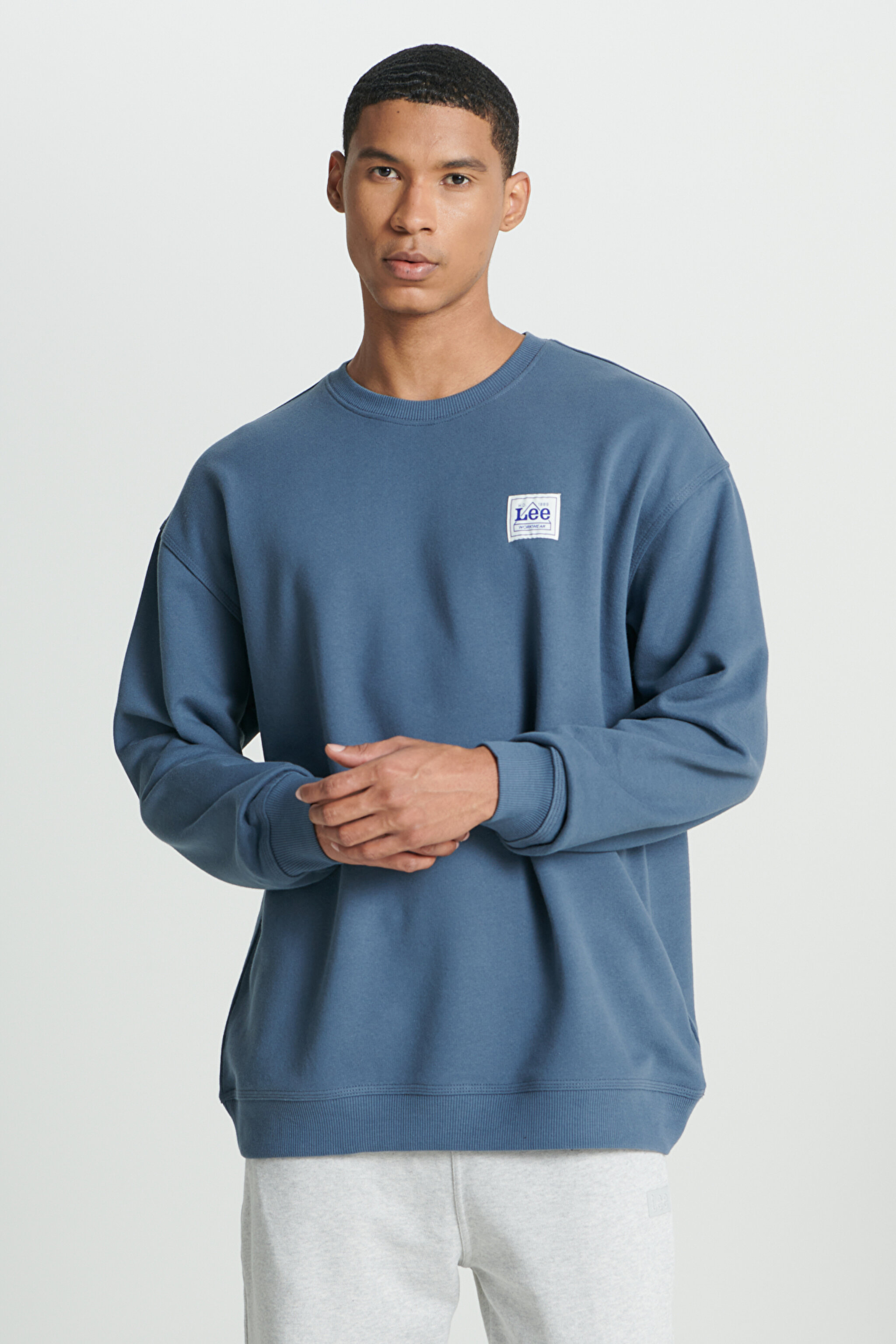 Relaxed Fit Geniş Kesim %100 Pamuk Bisiklet Yaka Şardonlu İndigo Sweatshirt - Deep Waters-LM01RJA62