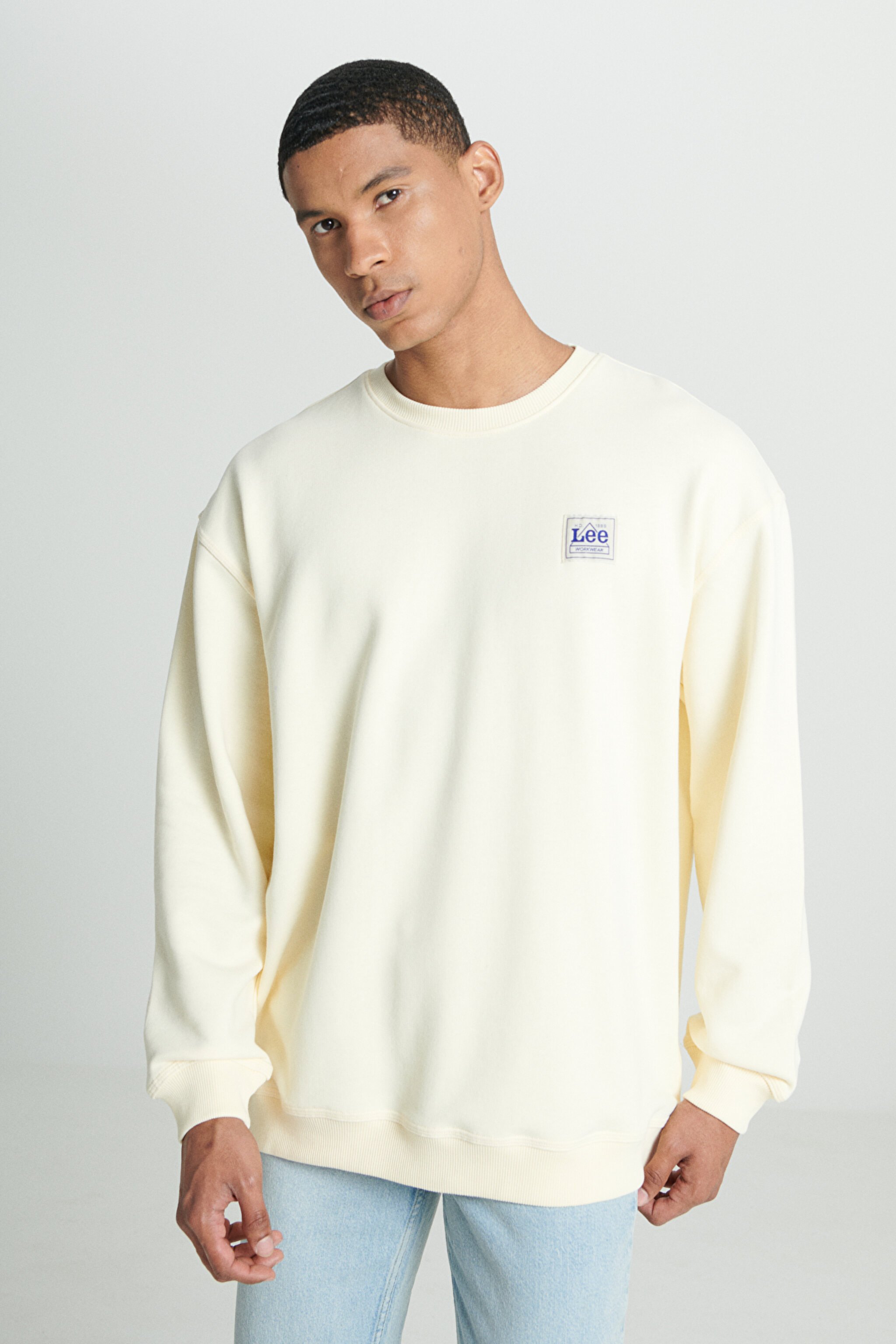 Relaxed Fit Rahat Kesim %100 Pamuk Bisiklet Yaka Şardonlu Ekru Sweatshirt - Ecru-LM01RJNQ