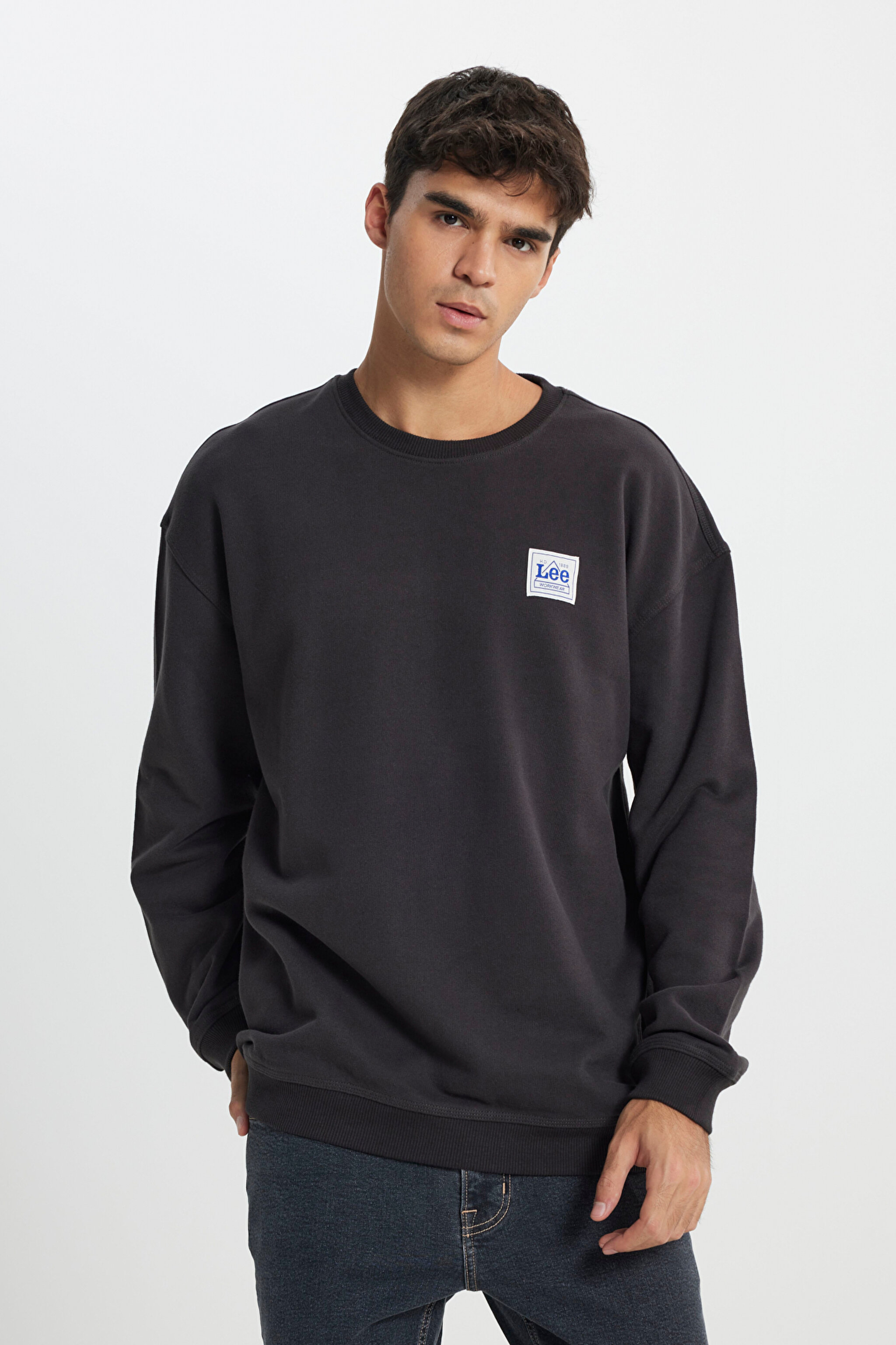 Relaxed Fit Geniş Kesim %100 Pamuk Bisiklet Yaka Şardonlu Antrasit Sweatshirt