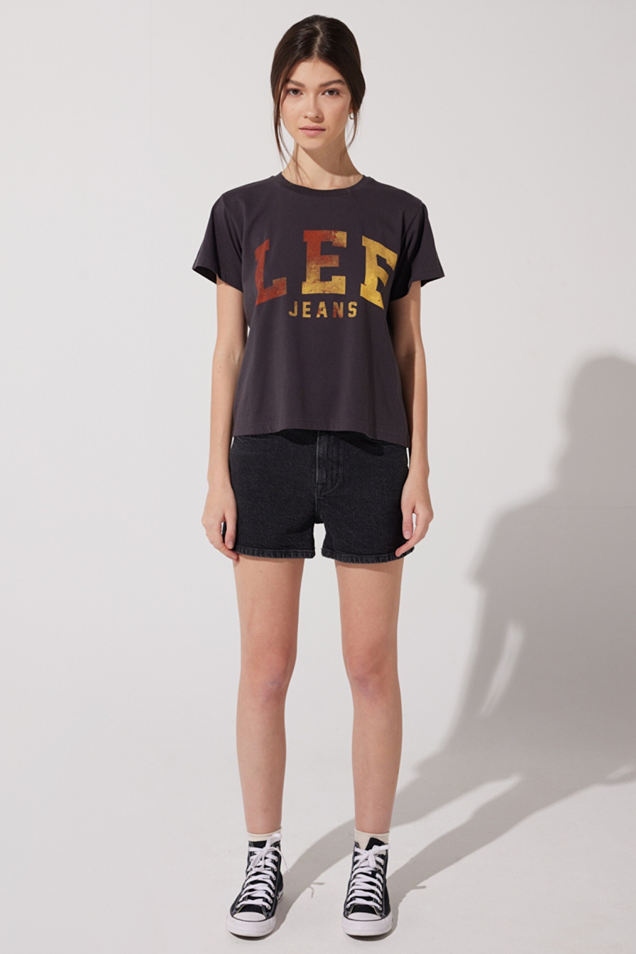 Loose Fit Rahat Kesim %100 Pamuk Bisiklet Yaka Antrasit Tişört - Washed Black-LV04EHON (görsel 4)