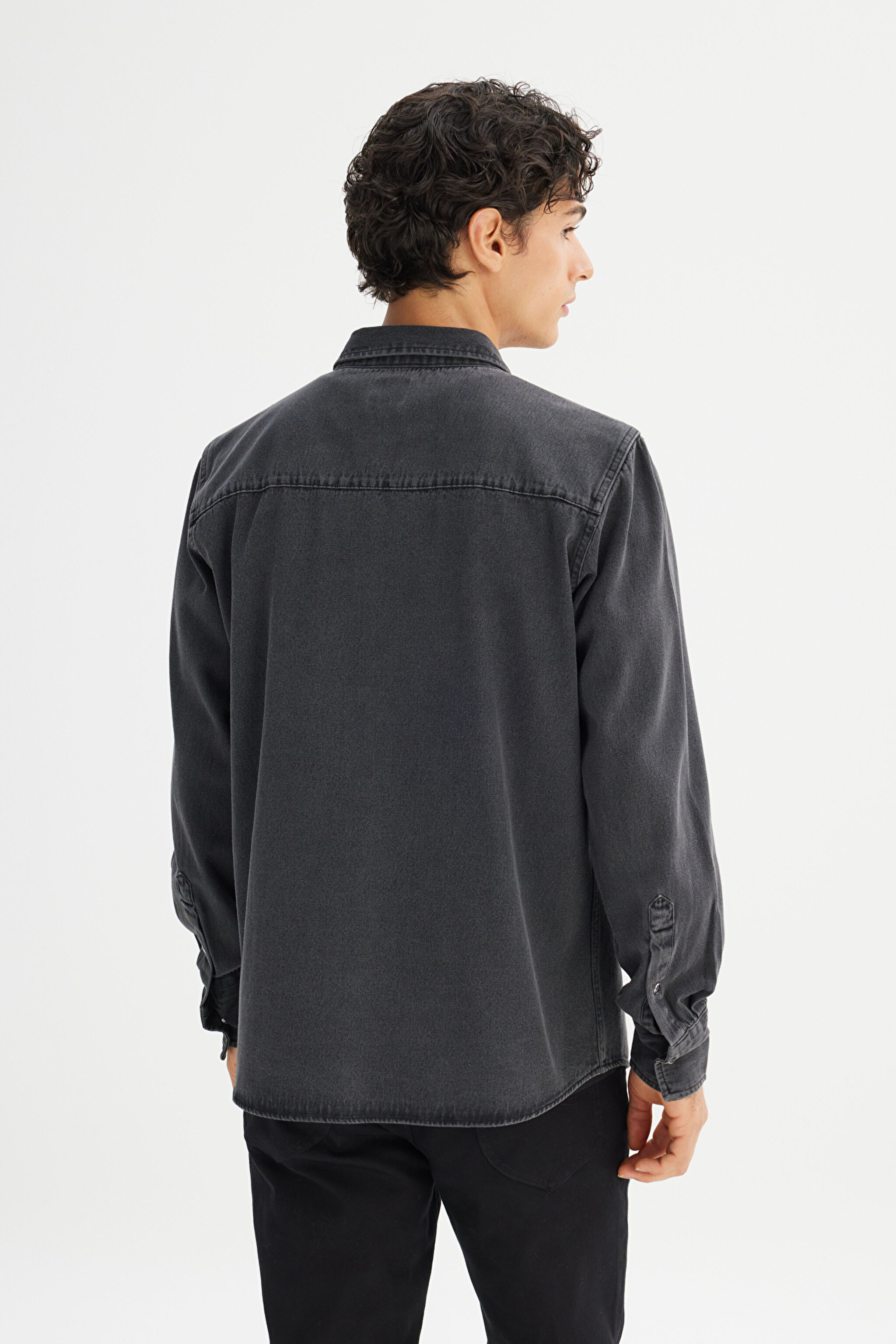 %100 Pamuk Regular Fit Normal Kesim Klasik Yaka Cepli Denim Gömlek - Anthracita-ML241513003 (görsel 5)