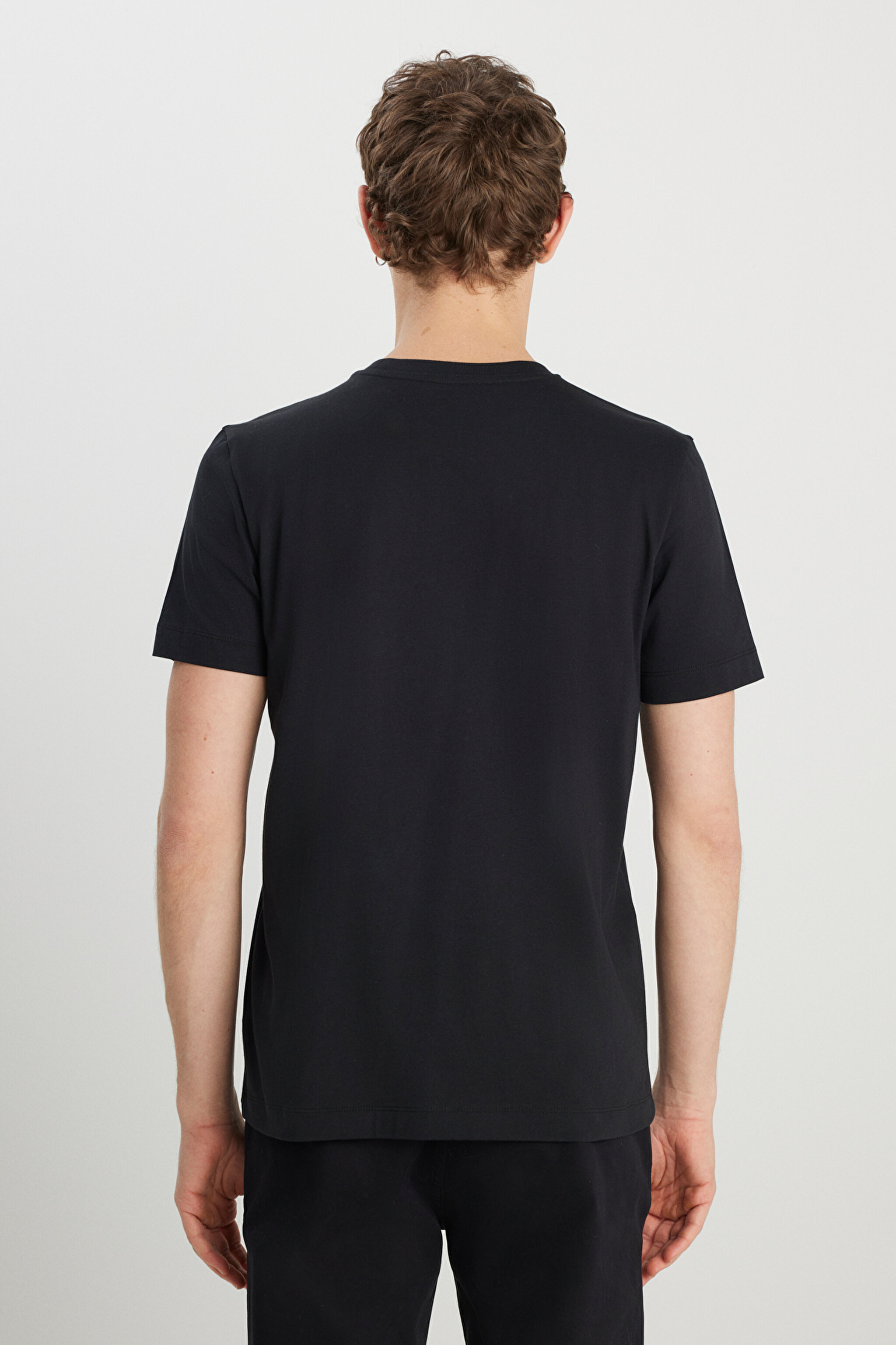 %100 Pamuk Regular Fit Normal Kesim Minimal Logo Siyah Tişört - Black-MW70MD3001 (görsel 5)