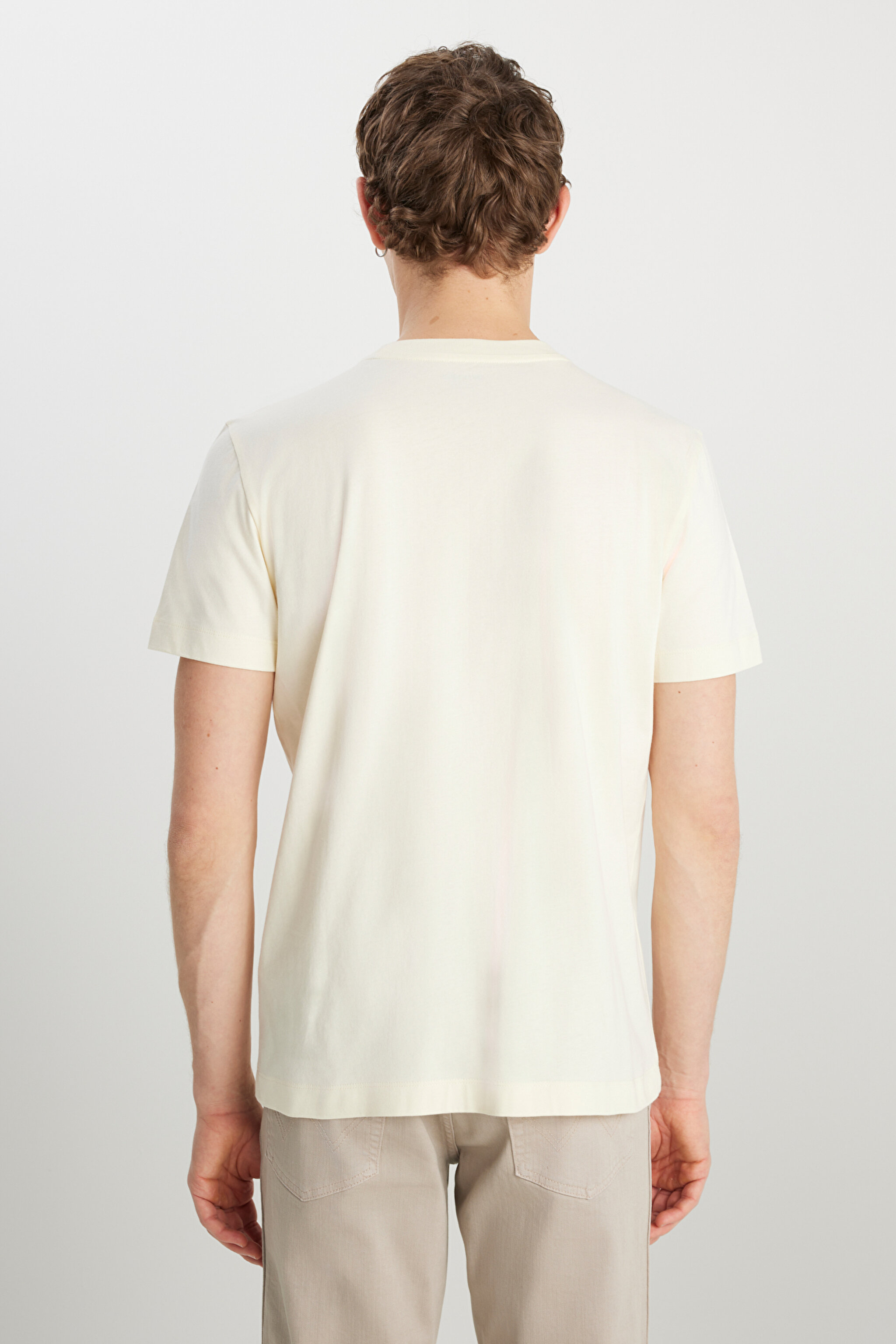 %100 Pamuk Regular Fit Normal Kesim Bisiklet Yaka Minimal Logo Bej Tişört - Papyrus-MW70MD3XME (görsel 5)
