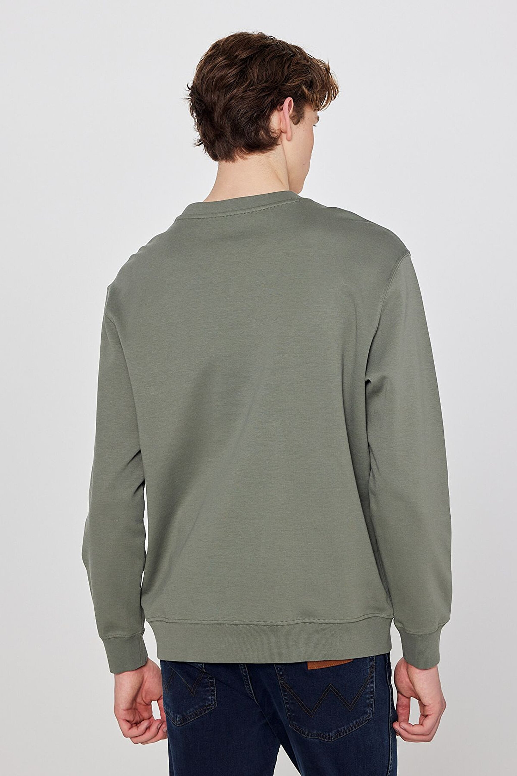 Pamuklu Regular Fit Normal Kesim Bisiklet Yaka Logo Detaylı Sweatshirt - KHAKI-TW2520255801 (görsel 5)