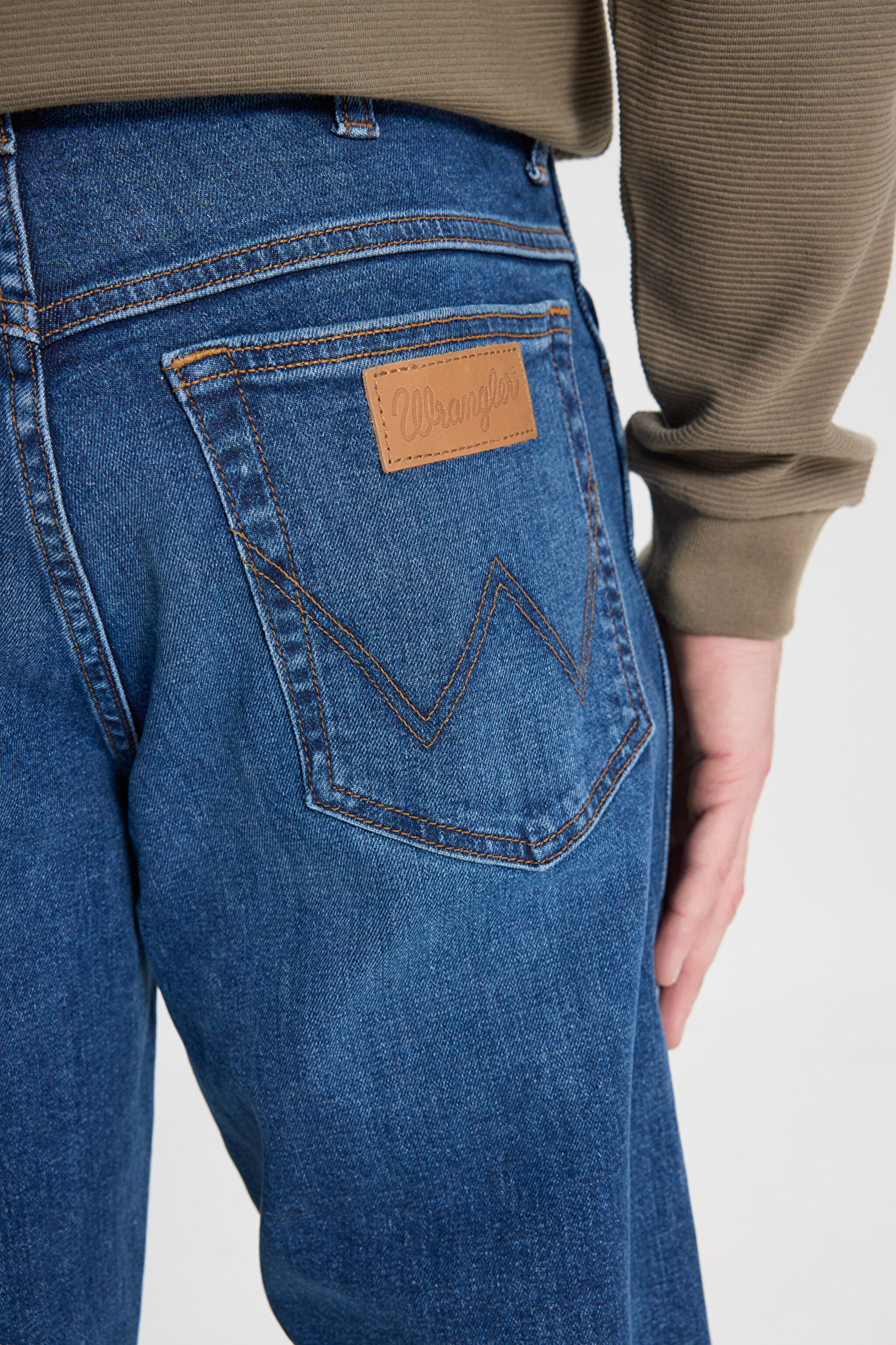 Slim Fit Dar Kesim Normal Bel Dar Paça Texas Mavi Esnek Jean Denim Pantolon - Mid Indigo-W12S086318 (görsel 6)