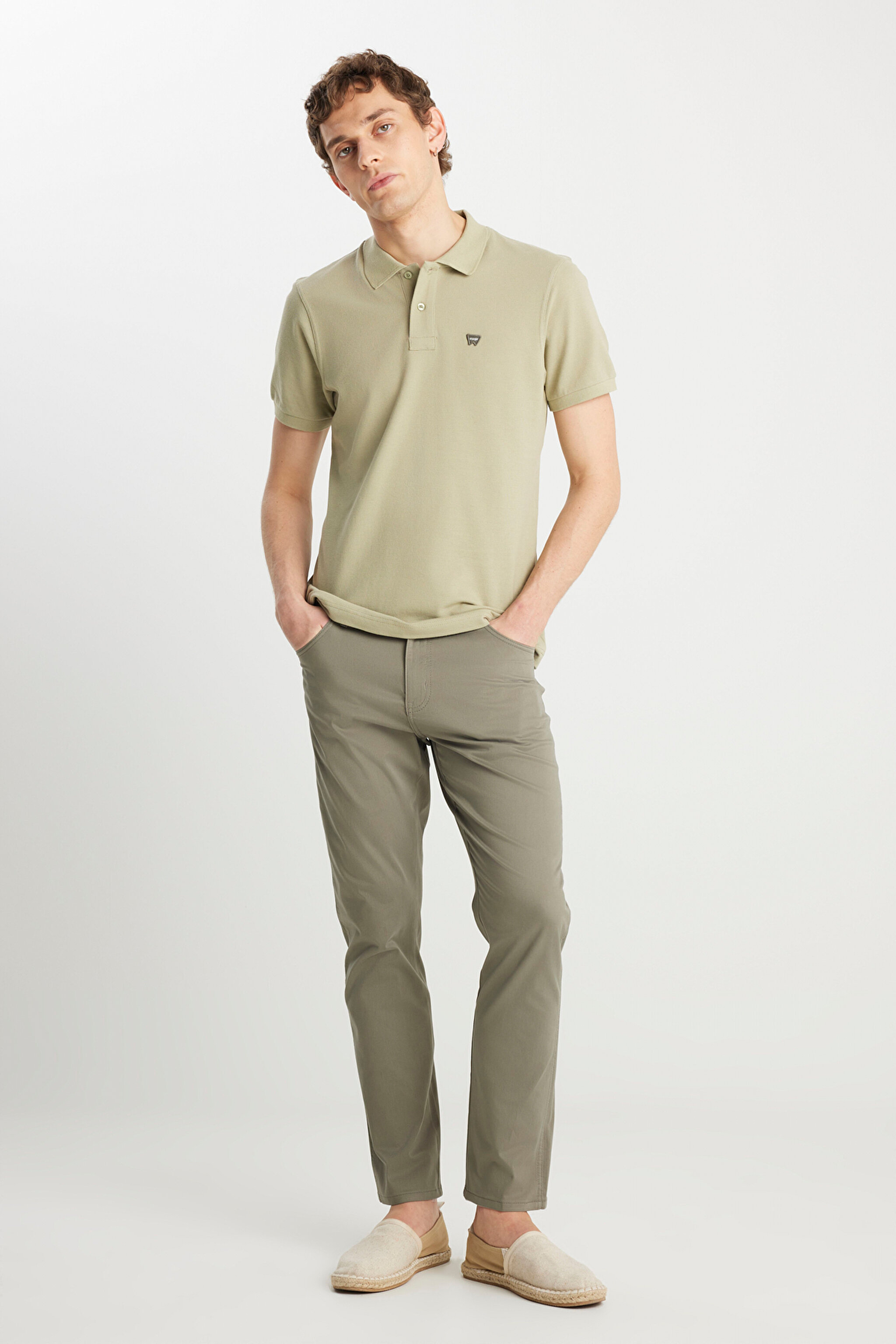 Slim Fit Dar Kesim Normal Bel Dar Paça Zeytin Yeşili Texas Pantolon