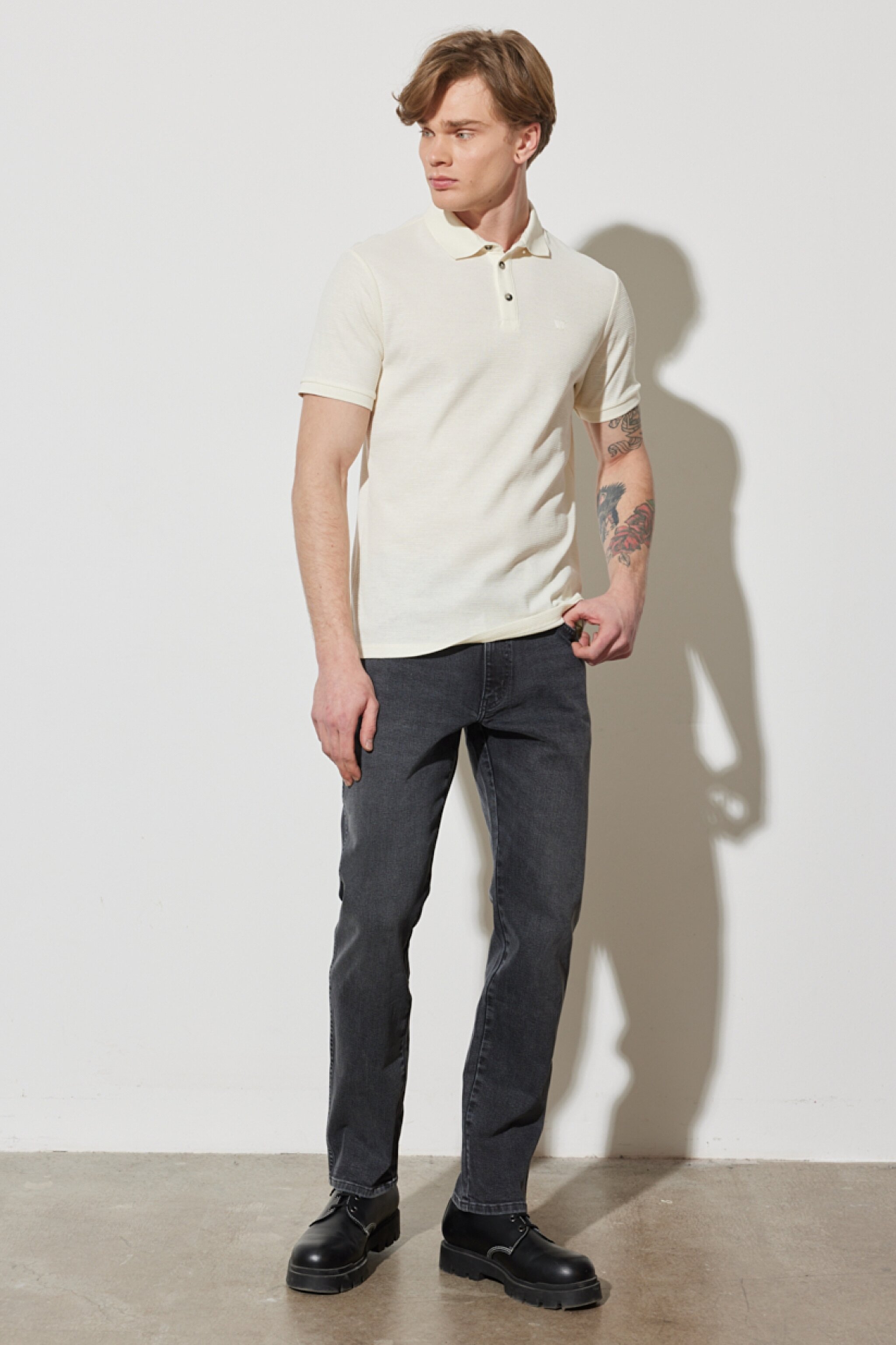 River Fit Dar Kesim Normal Bel Esnek Jean Kot Pantolon - Blackout-W17T29Z79 (görsel 4)