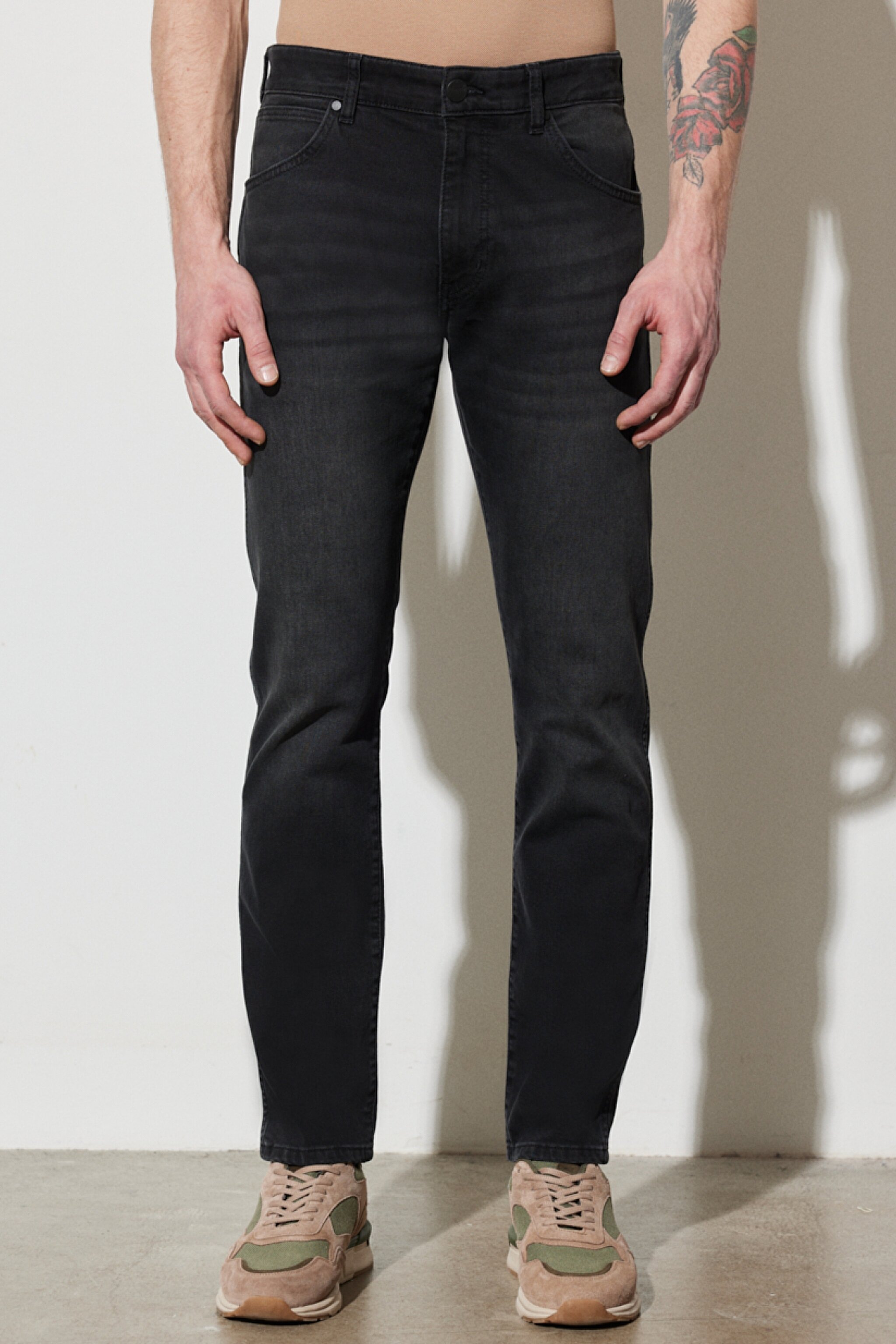 Larston Slim Tapered Fit Dar Kesim Düşük Bel Esnek Jean Kot Pantolon