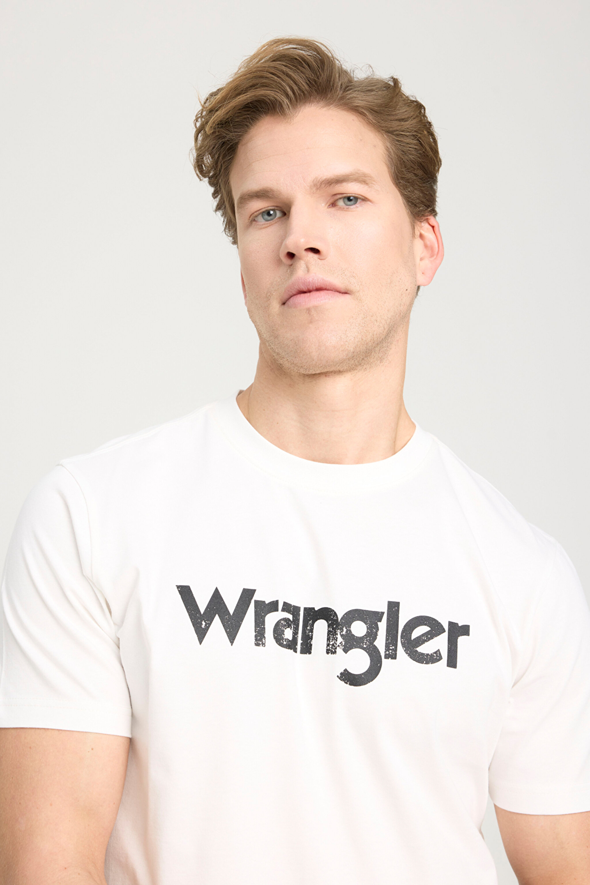 Regular Fit Normal Kesim Sıfır Yaka %100 Pamuk Logolu Tişört - Off White-W211922102 (görsel 3)
