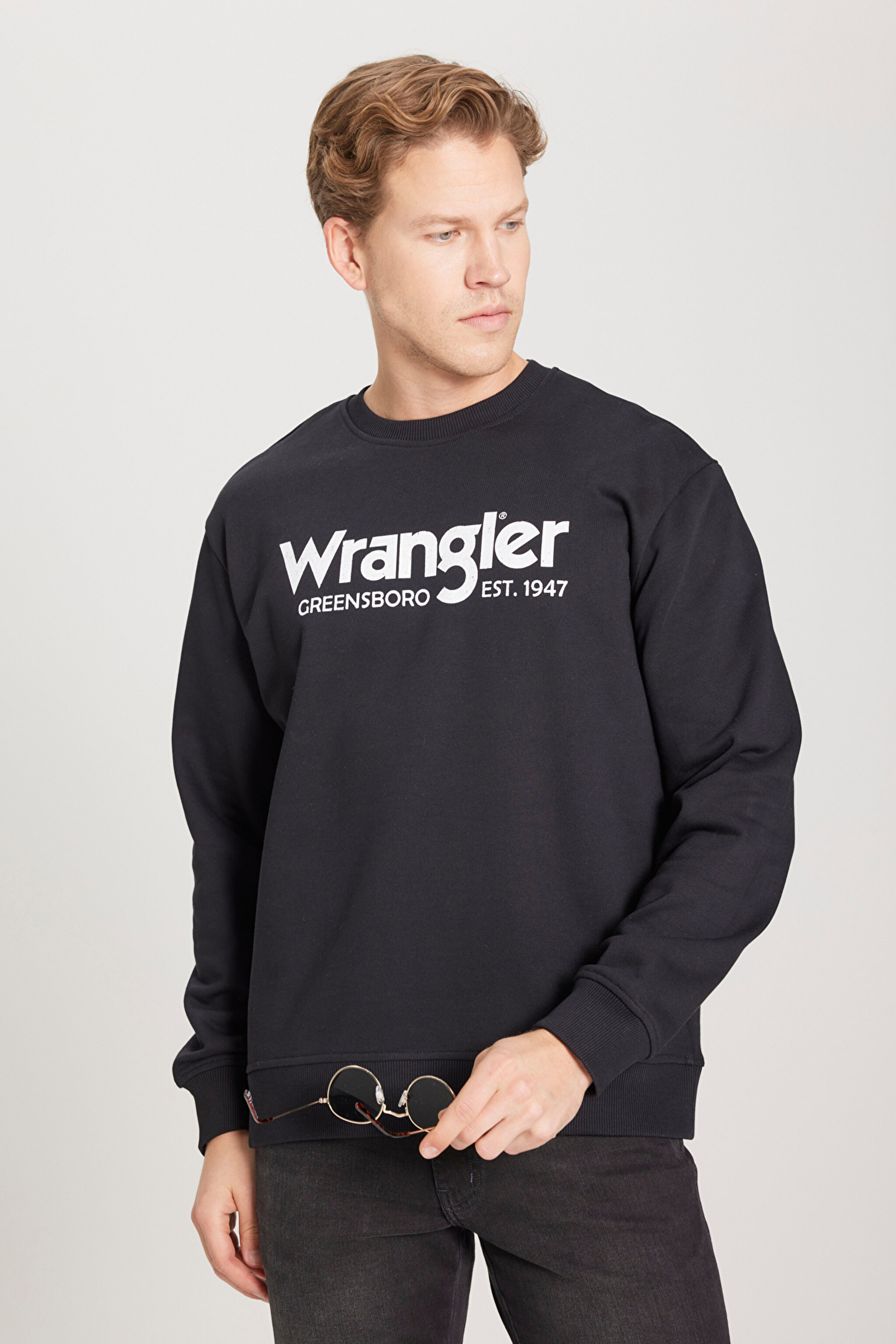 Regular Fit Normal Kesim %100 Pamuk Sıfır Yaka Sweatshirt