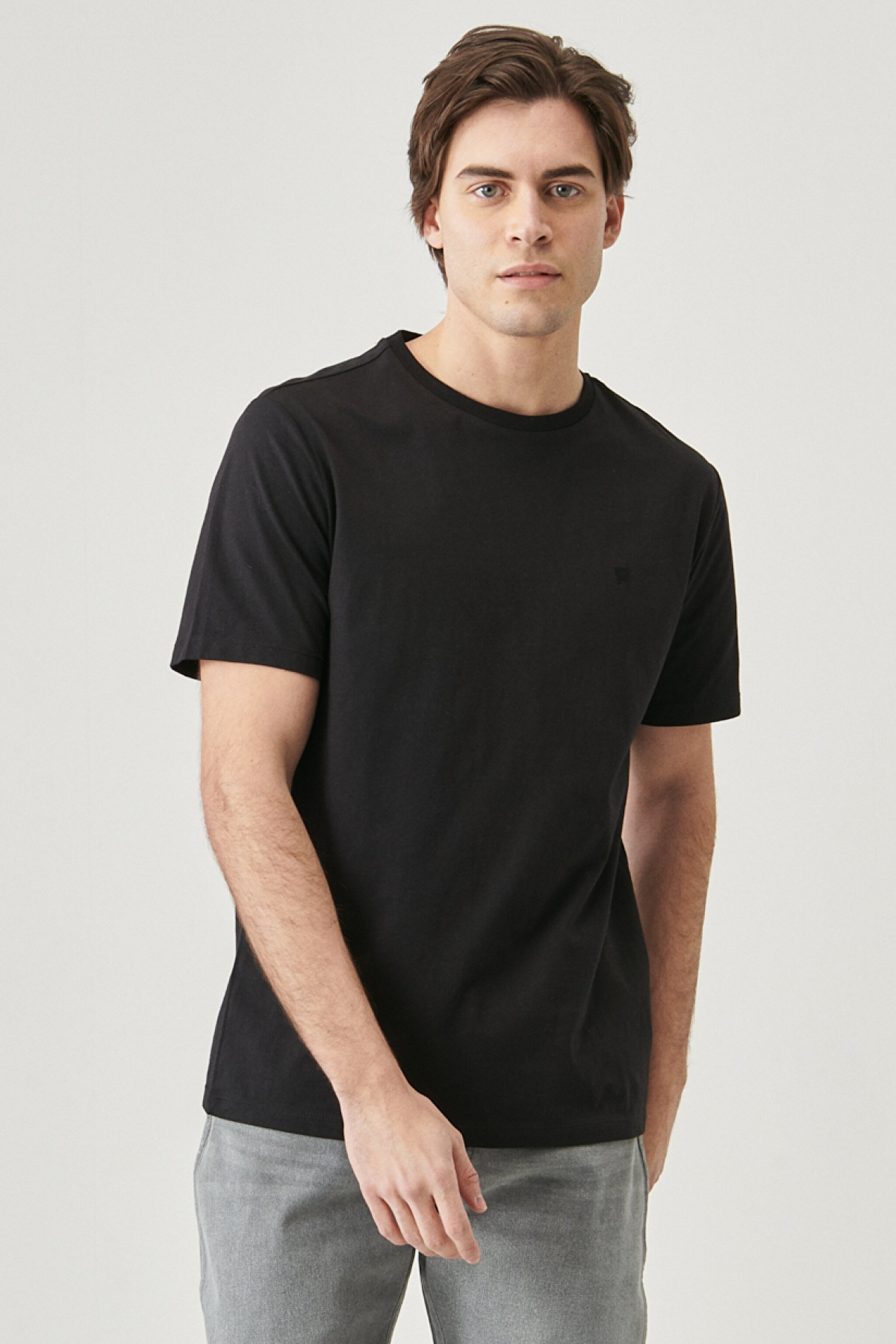 Regular Fit Rahat Kesim %100 Pamuk Bisiklet Yaka SS Supreme Crew Neck Tişört