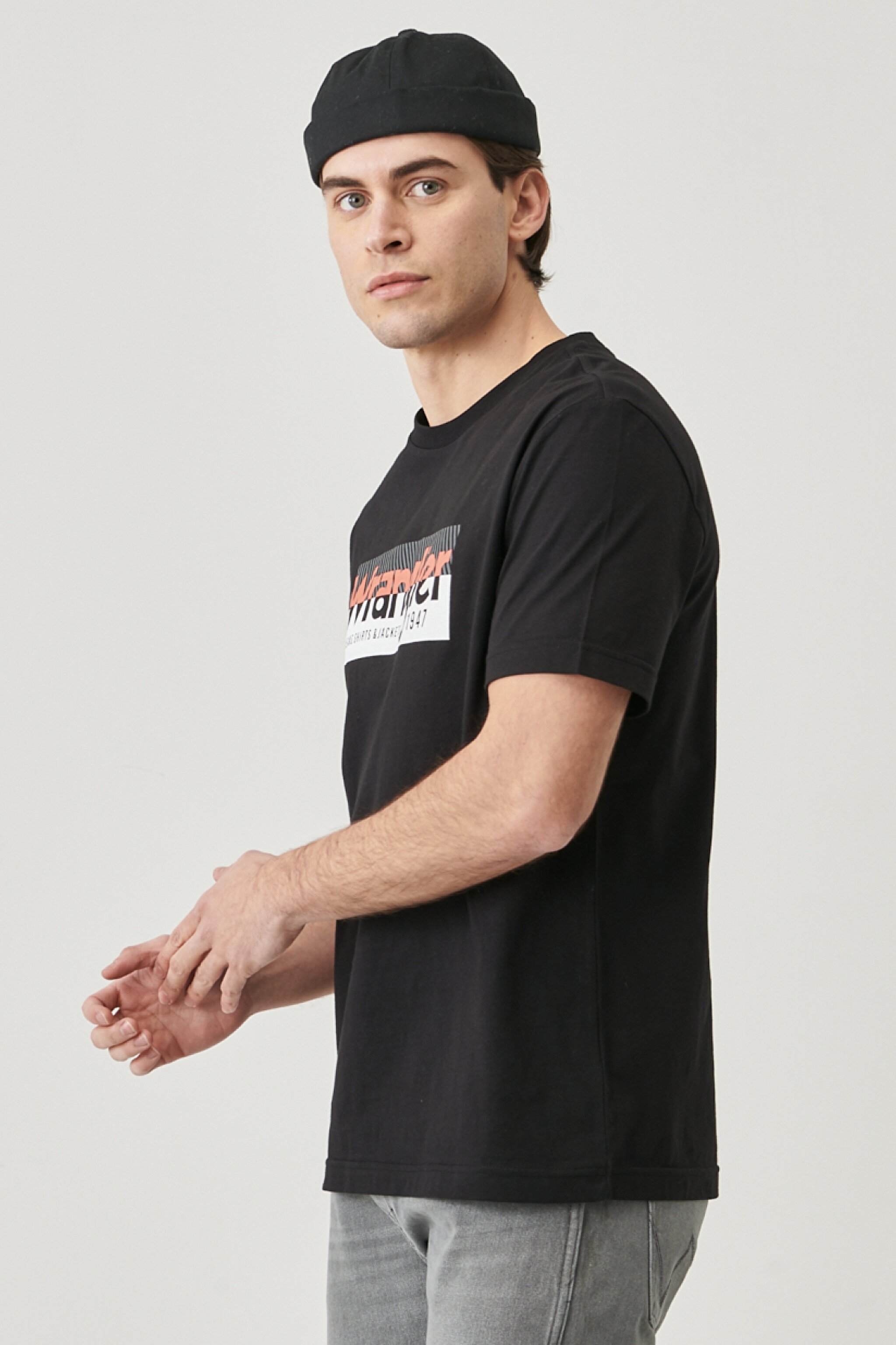 Regular Fit Rahat Kesim %100 Pamuk Logolu Crew Neck Tişört
