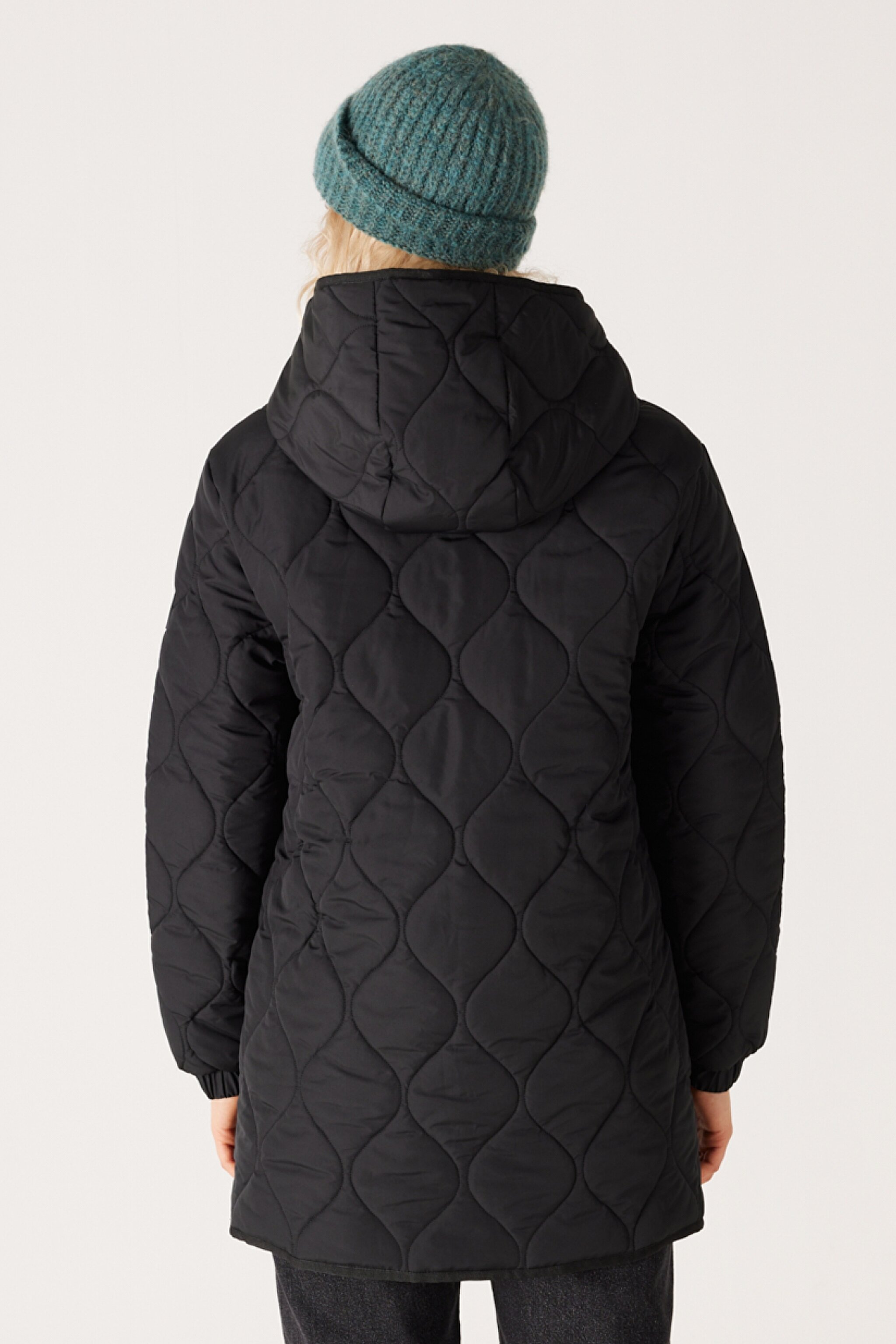 Regular Fit Normal Kesim Kapüşonlu Siyah Kapitone Ceket - Black-W222039001 (görsel 8)