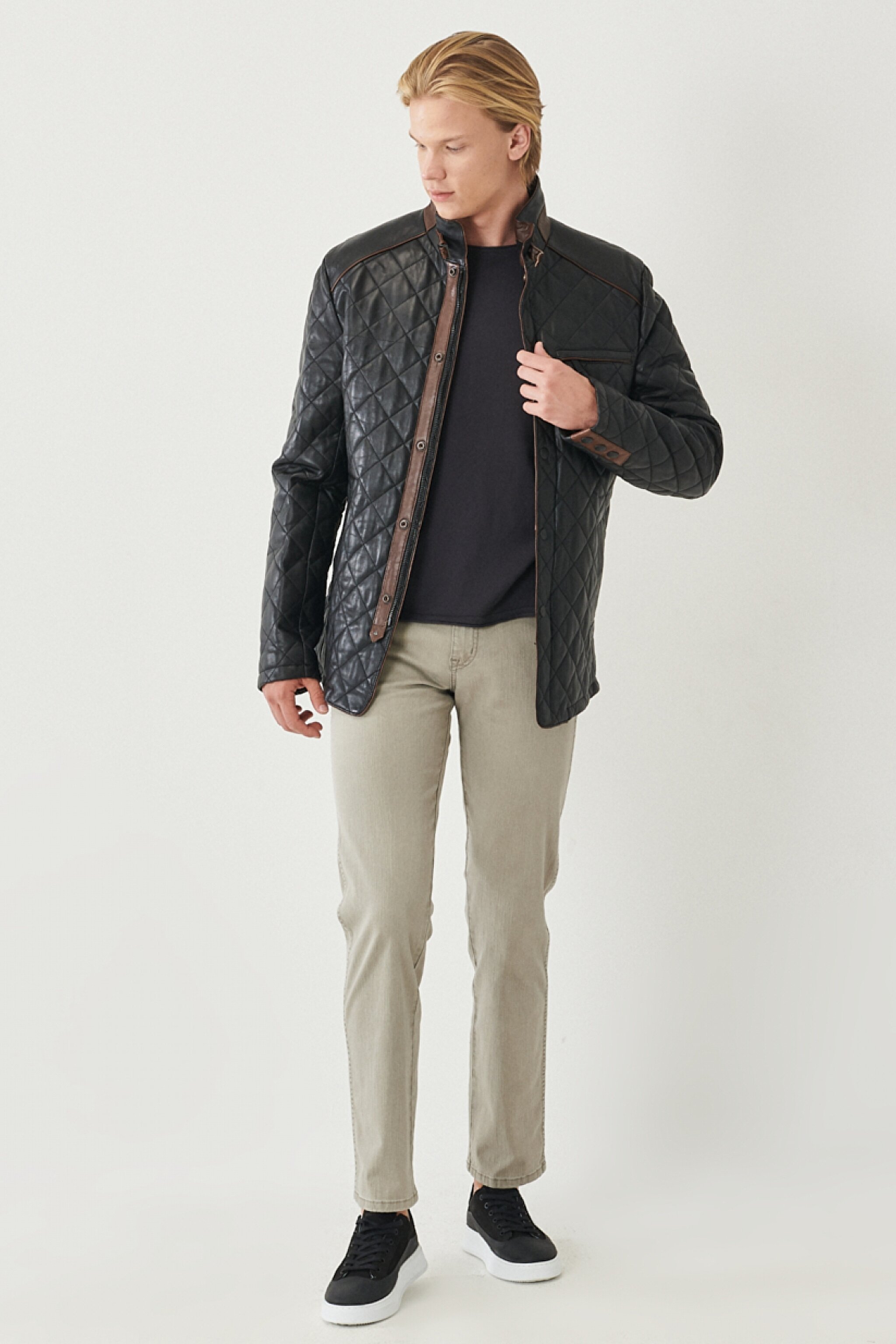 Regular Fit Normal Kesim %100 Deri Kapitone Ceket