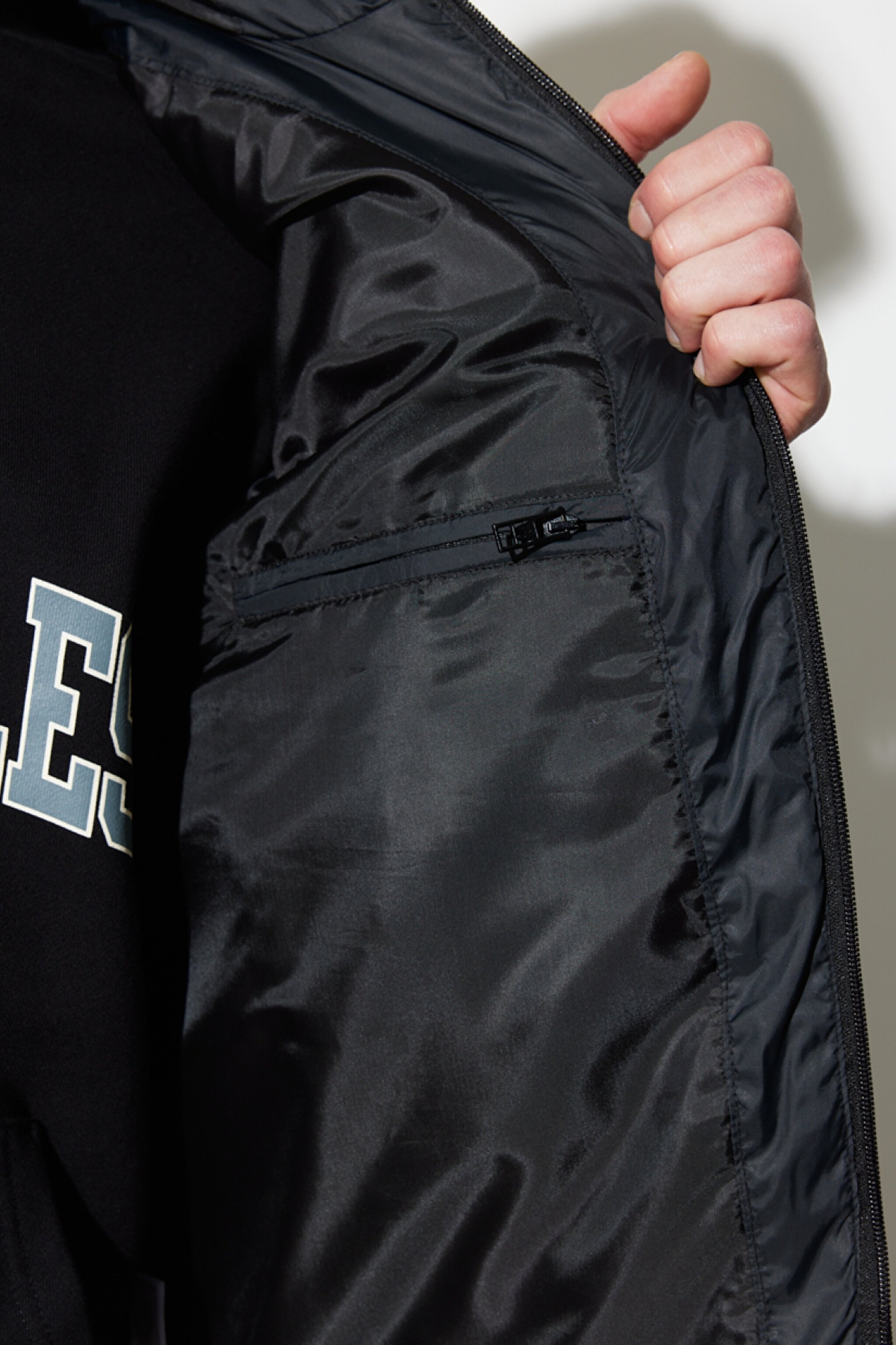 Regular Fit Normal Kesim Siyah Şişme Yelek - Black-W222371001 (görsel 6)