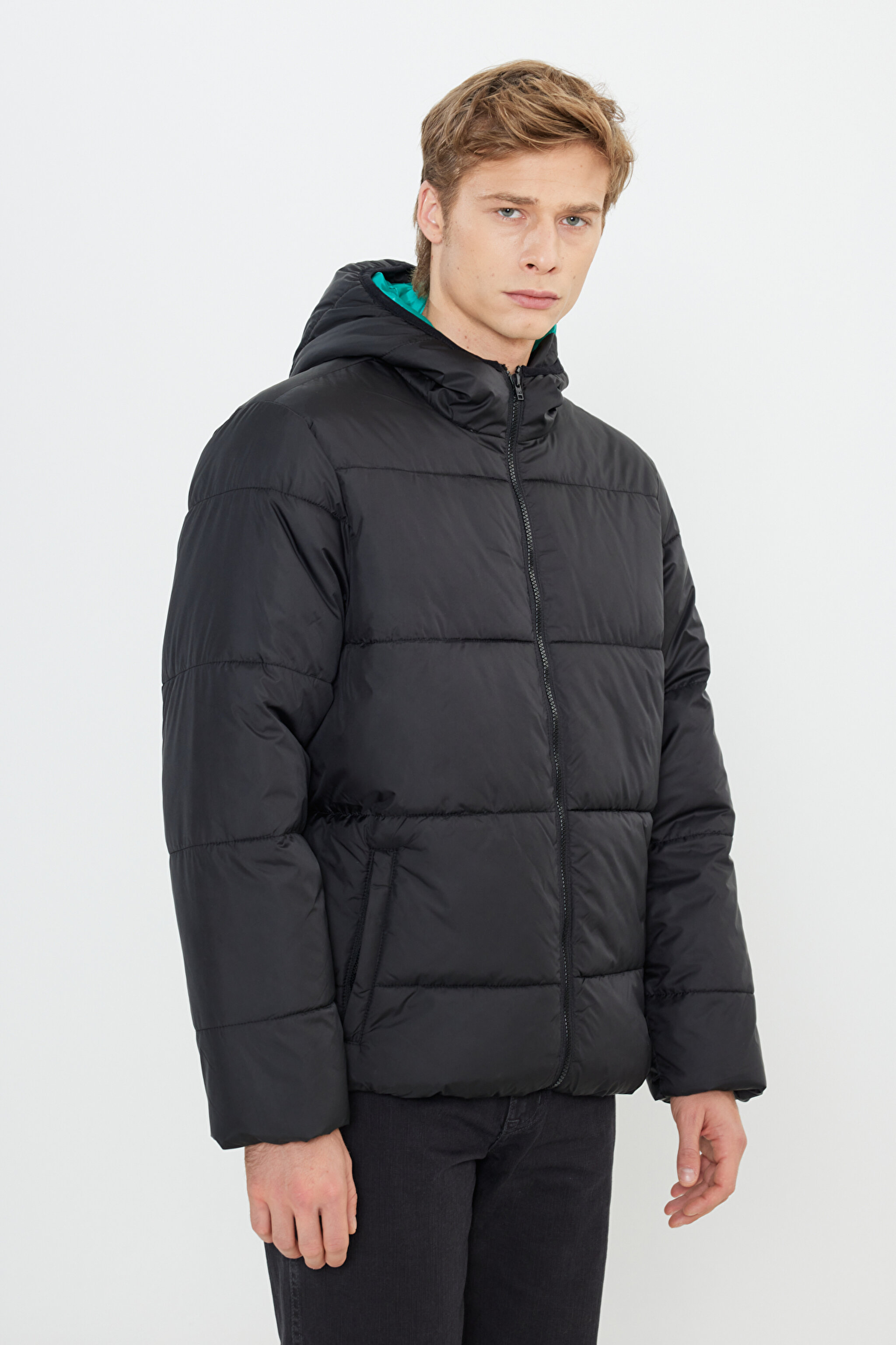 Regular Fit Normal Kesim Siyah Şişme Mont - Black-W222607001