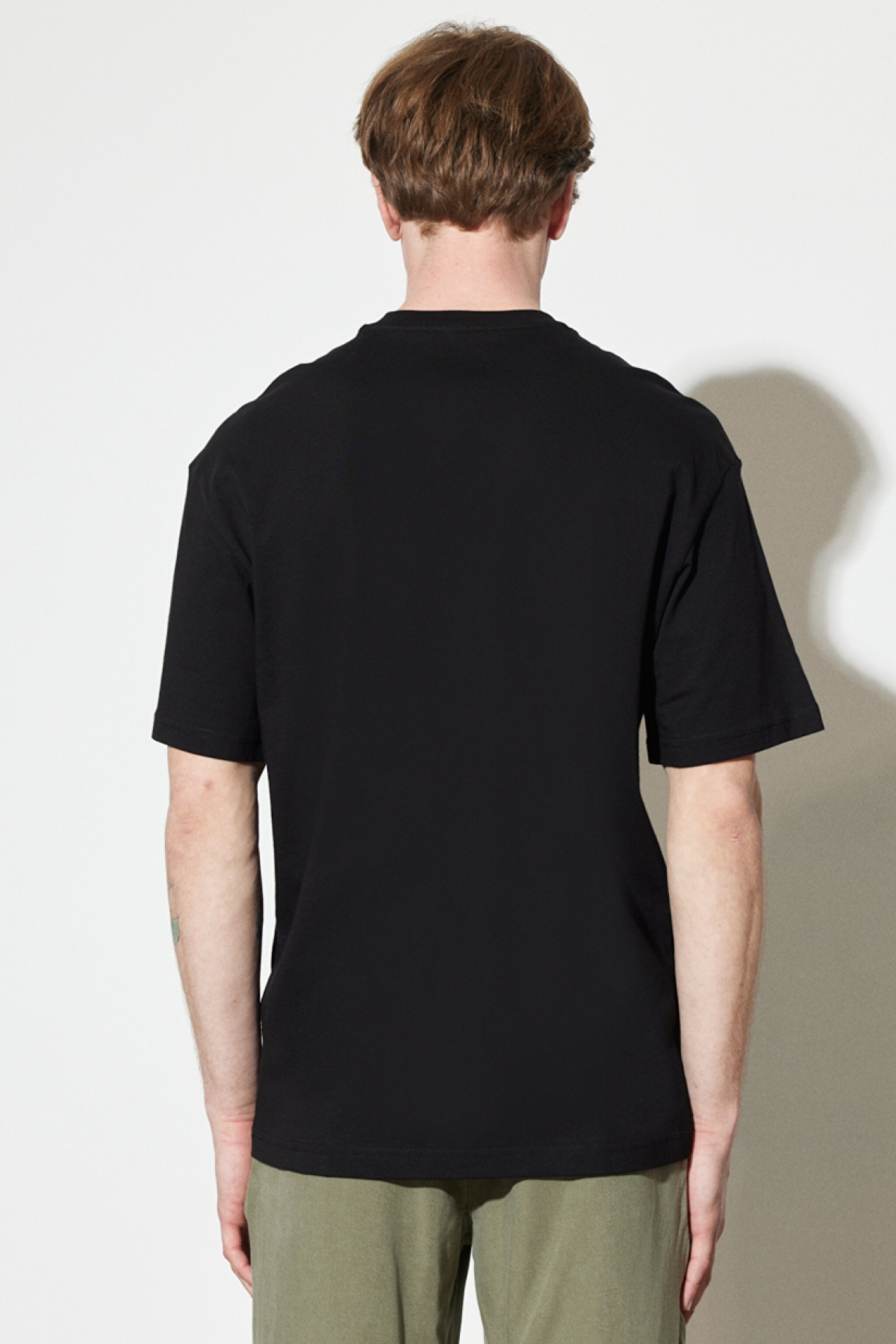 Loose Fit Rahat Kesim %100 Pamuk Bisiklet Yaka Siyah Tişört - Black-W231237001 (görsel 7)