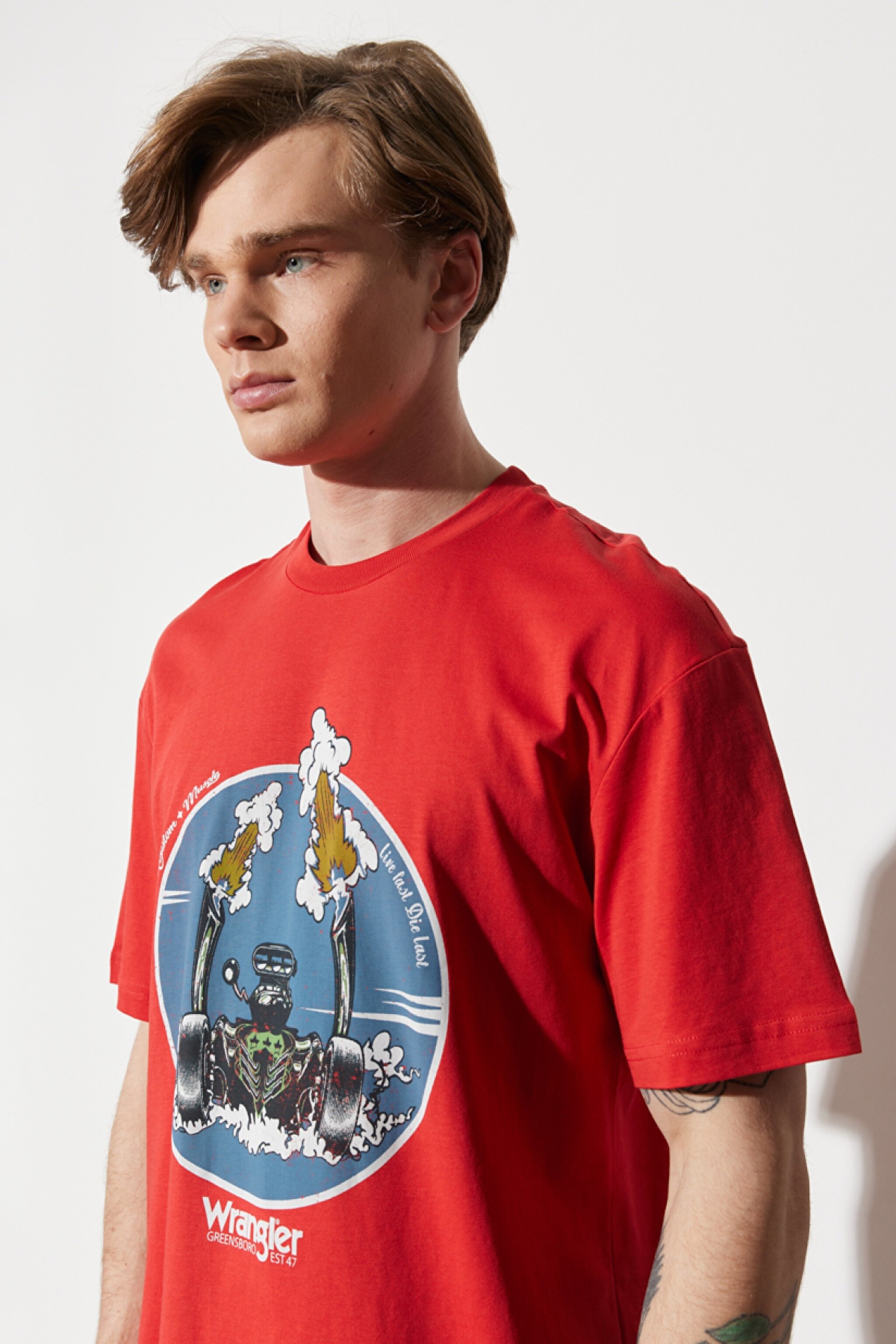 Loose Fit Rahat Kesim %100 Pamuk Bisiklet Yaka Kırmızı Tişört - Red-W231237600 (görsel 4)