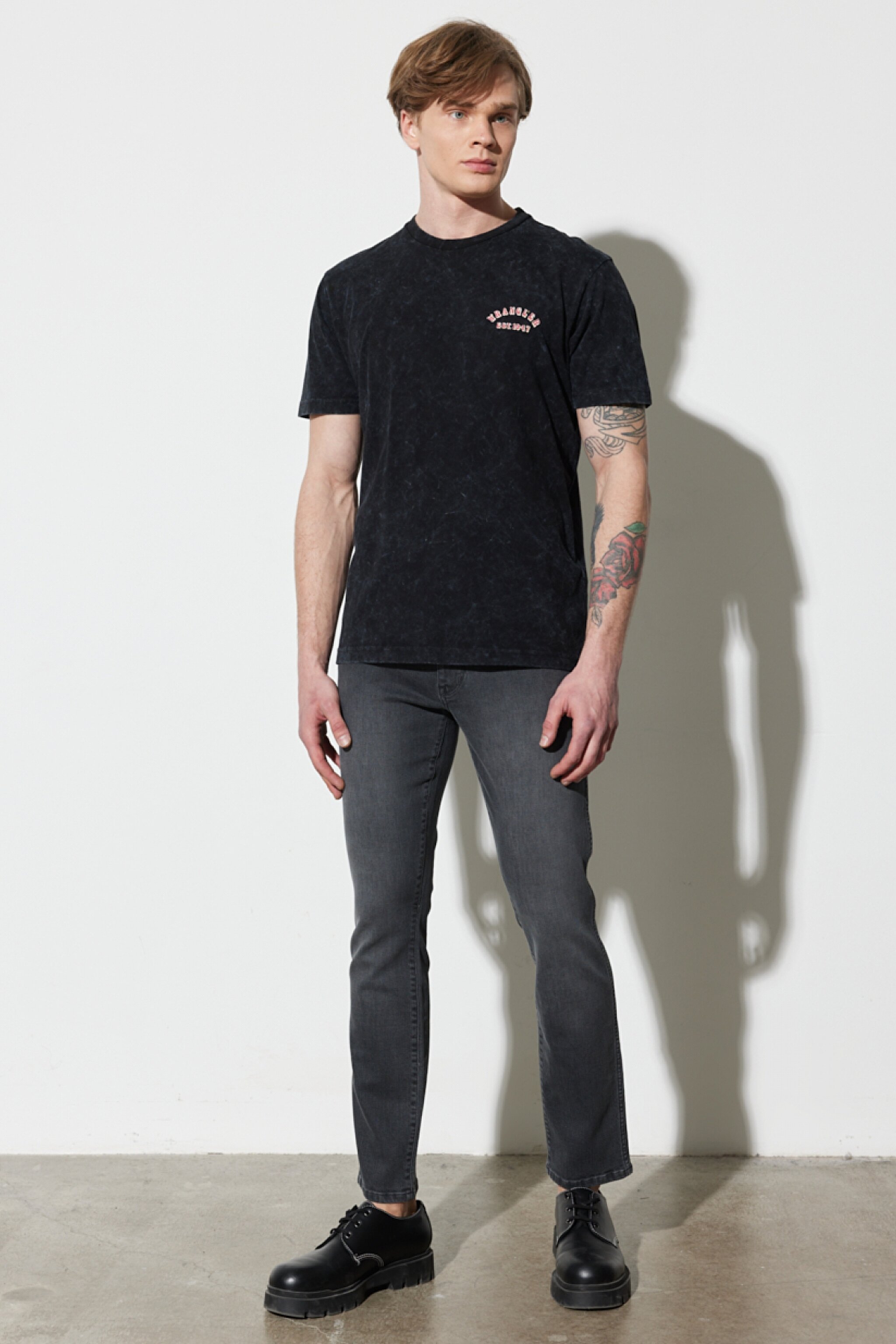 Regular Fit Normal Kesim %100 Pamuk Bisiklet Yaka Siyah Tişört - Black-W231253001 (görsel 7)