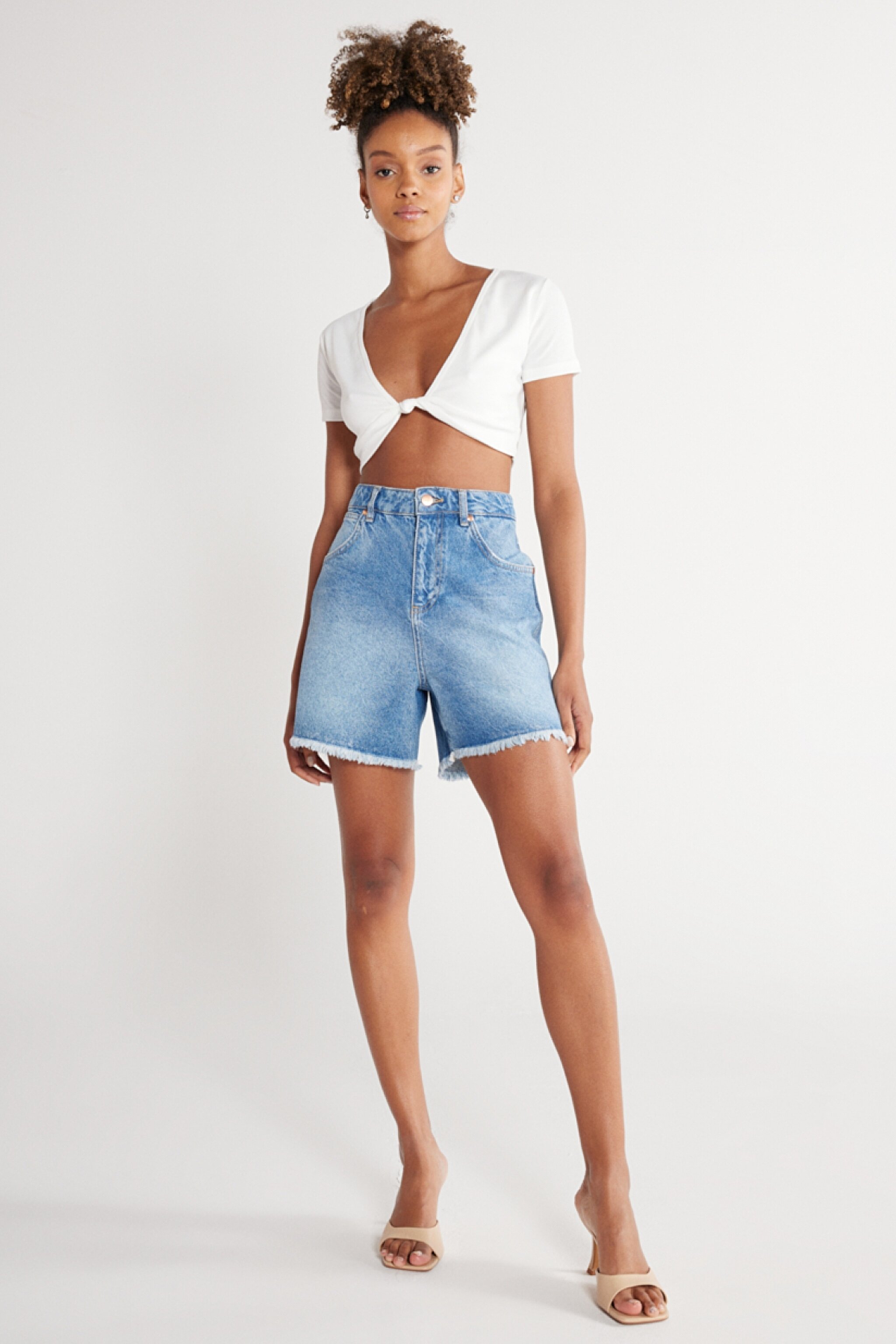 Donna Regular Fit Normal Kesim %100 Pamuk Açık Mavi Jean Kot Şort - Light Blue-W231342404 (görsel 2)