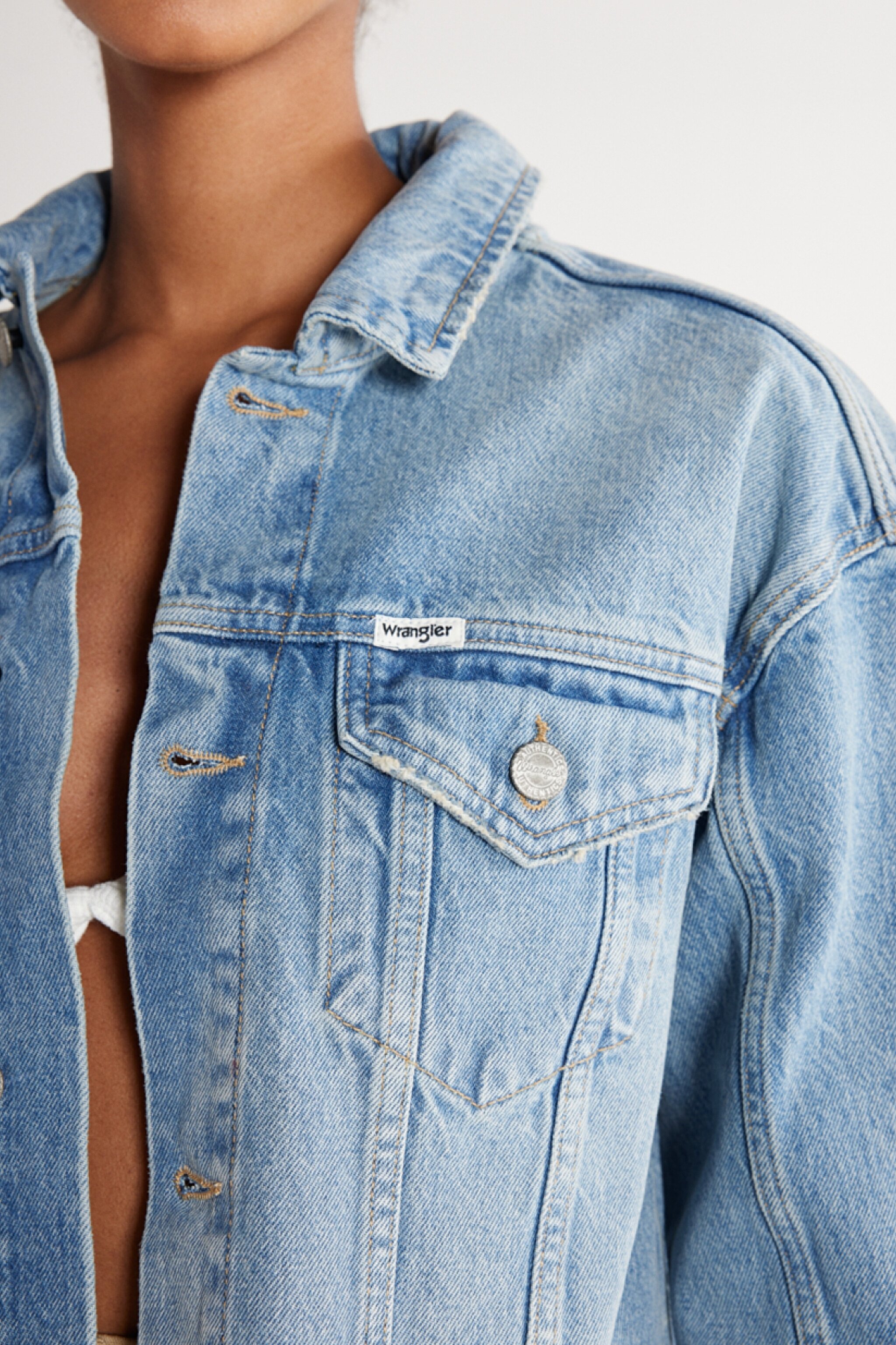 Regular Fit Normal Kesim Mavi Esnek Crop Jean Kot Ceket - Mid Blue-W231349XT (görsel 6)