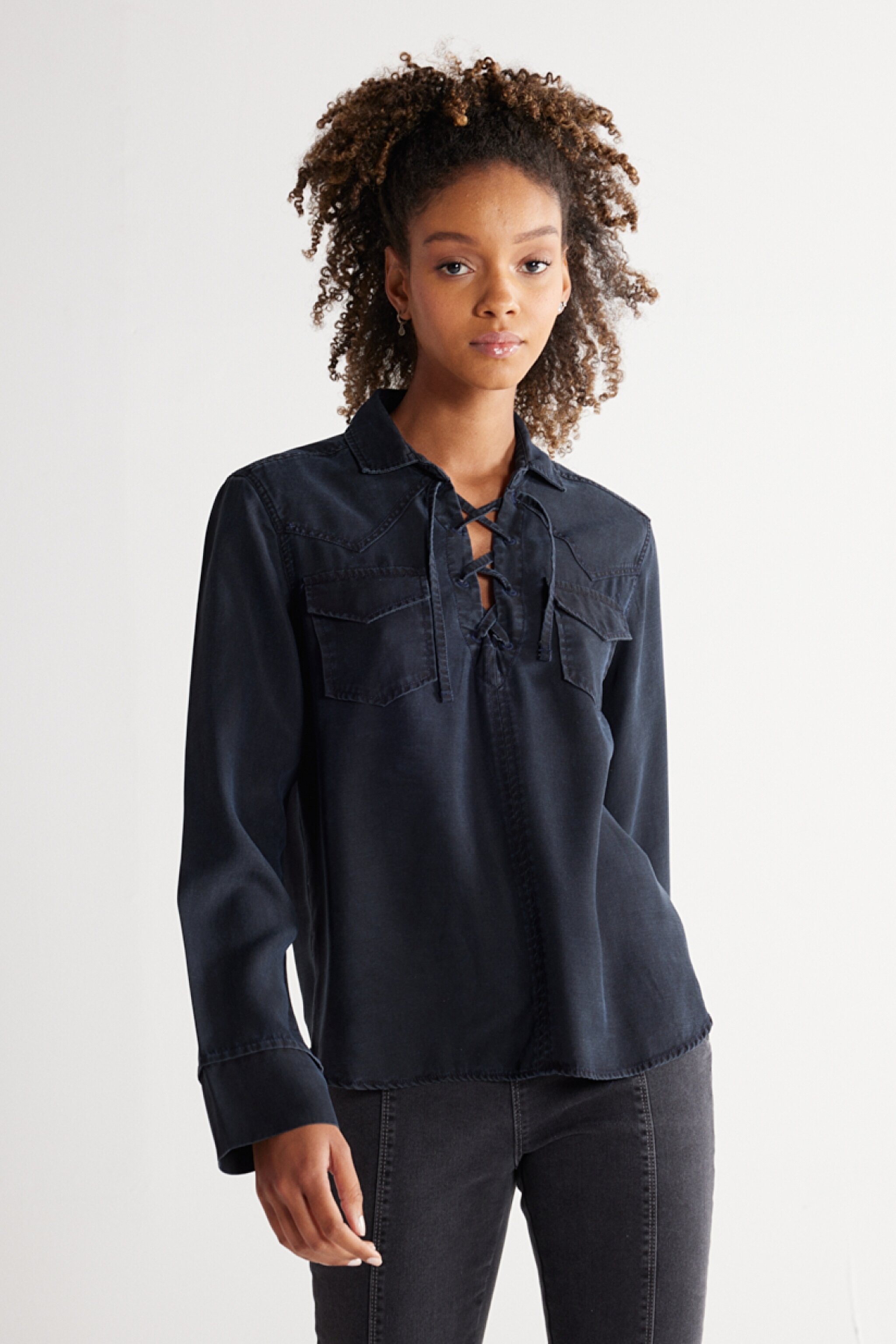 Regular Fit Normal Kesim Yakası Bağcıklı Siyah Jean Kot Gömlek - Black-W231622001 (görsel 2)