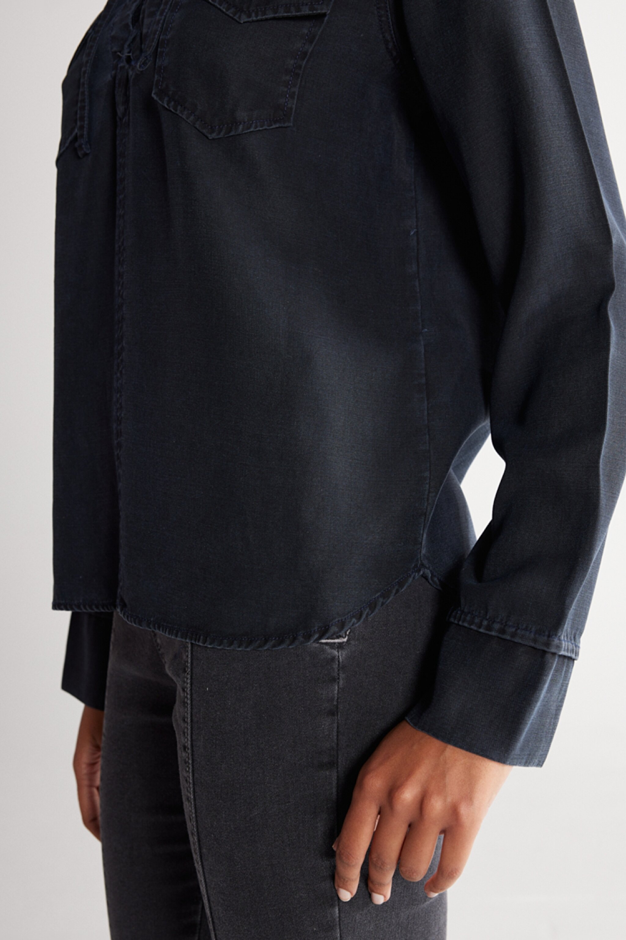 Regular Fit Normal Kesim Yakası Bağcıklı Siyah Jean Kot Gömlek - Black-W231622001 (görsel 6)