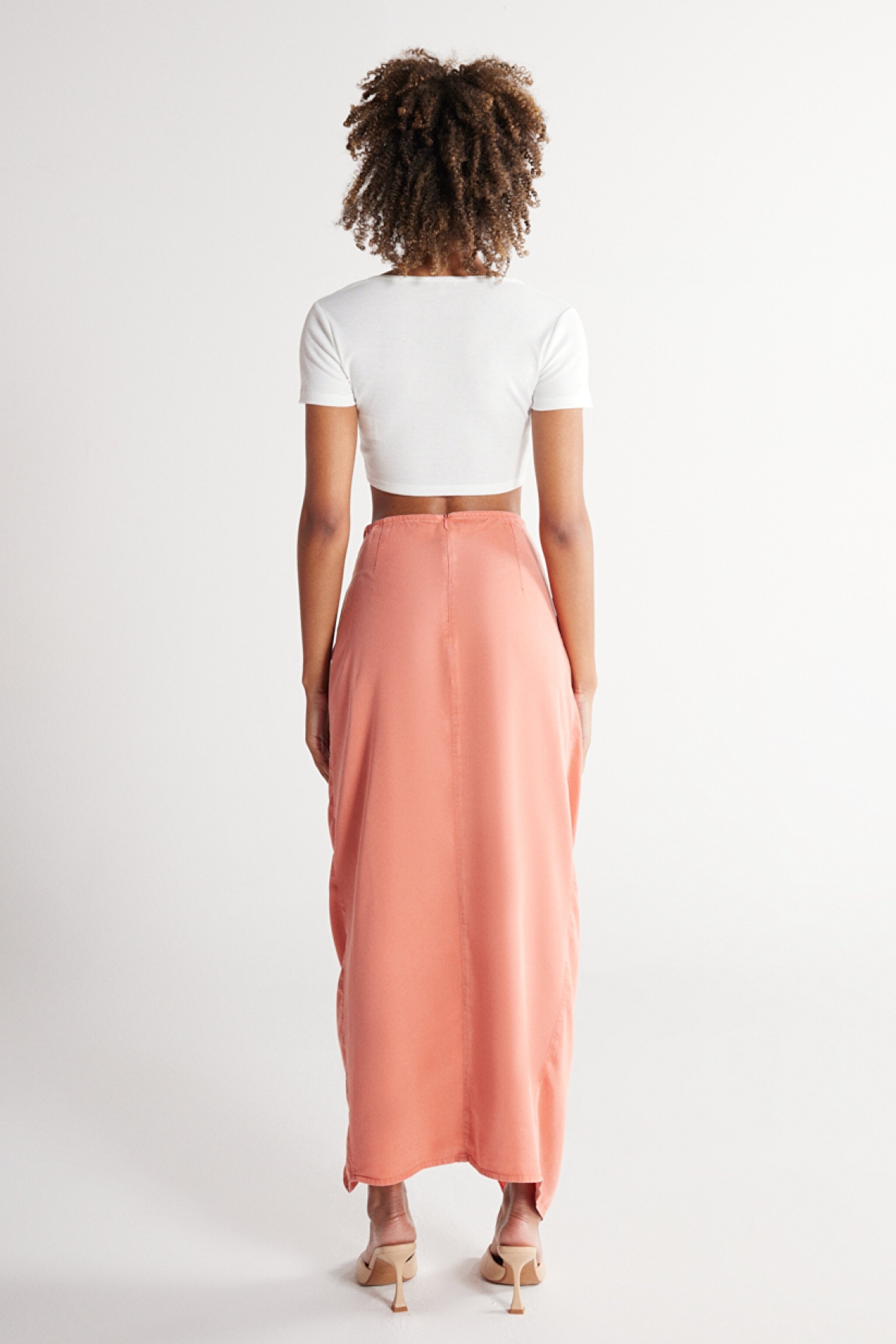 Regular Fit Normal Kesim Yüksek Bel Somon Yırtmaçlı Uzun Etek - Light Pink-W231638590 (görsel 6)