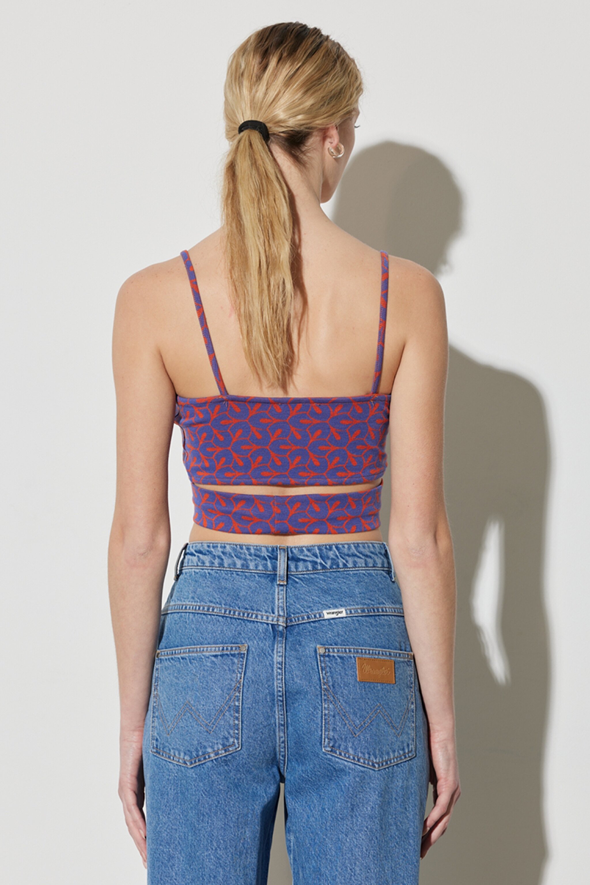 Regular Fit Normal Kesim Askılı Desenli Crop Bluz - Multi-W231691900 (görsel 7)