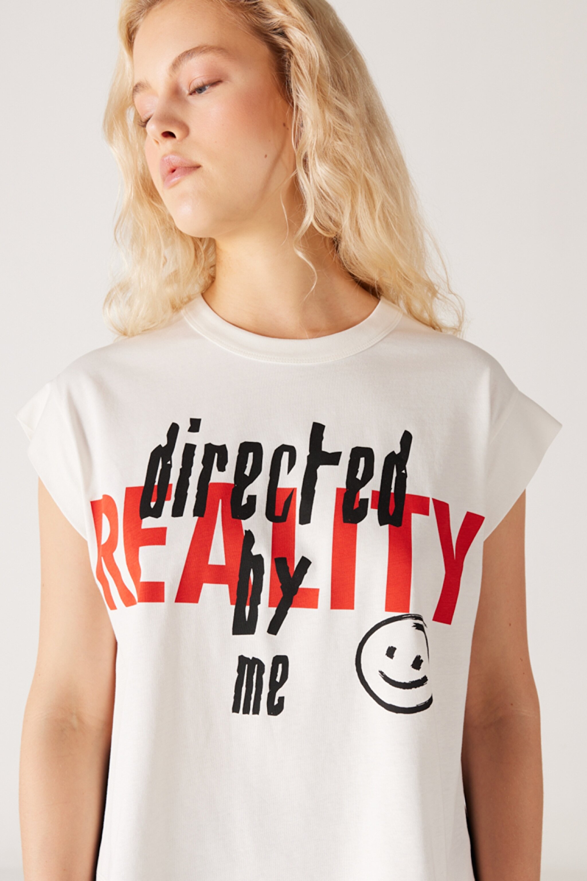 Regular Fit Normal Kesim %100 Pamuk Bisiklet Yaka Kolsuz Beyaz Tişört - White-W231809100 (görsel 4)