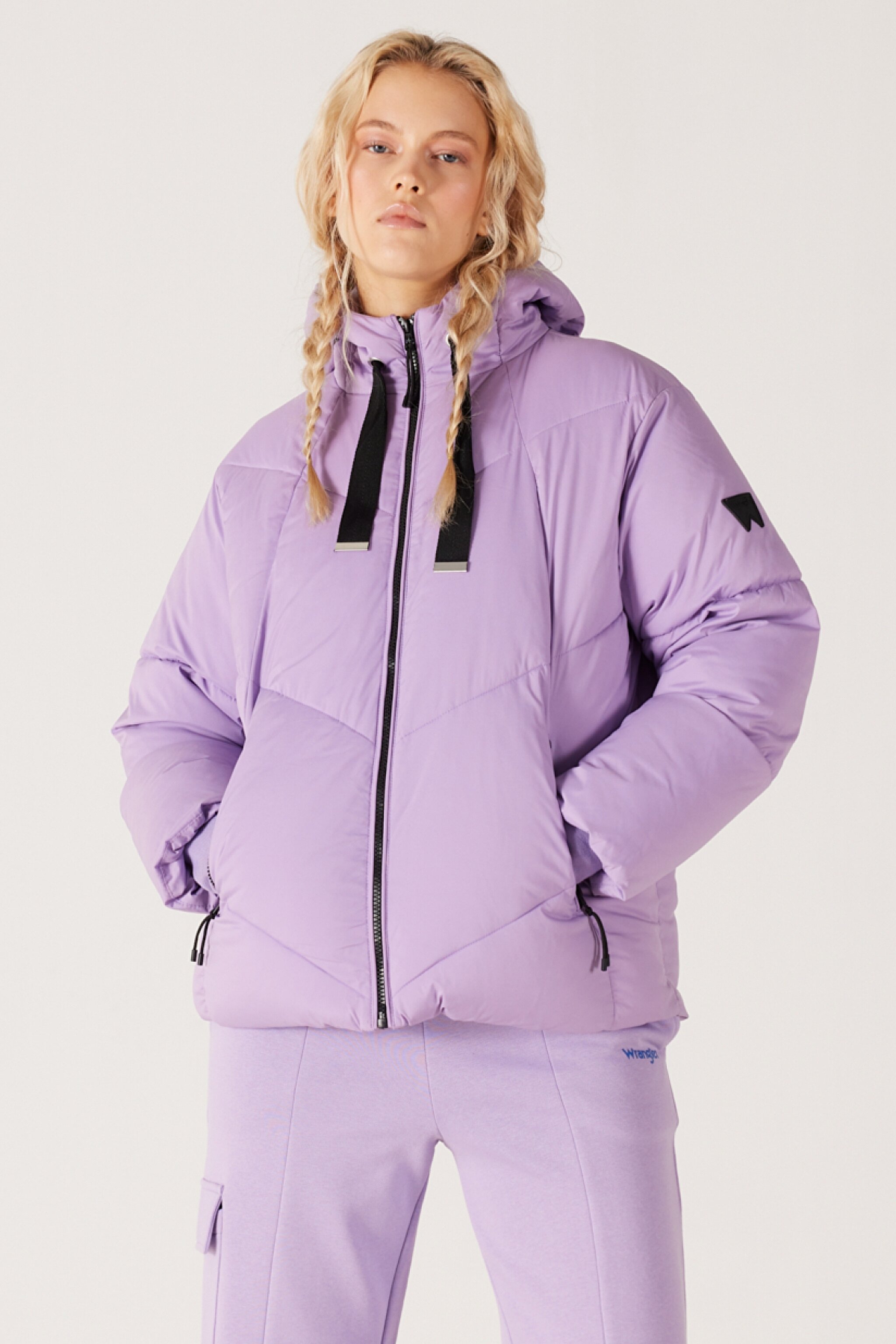 Loose Fit Rahat Kesim Kapüşonlu Açık Lila Şişme Mont
