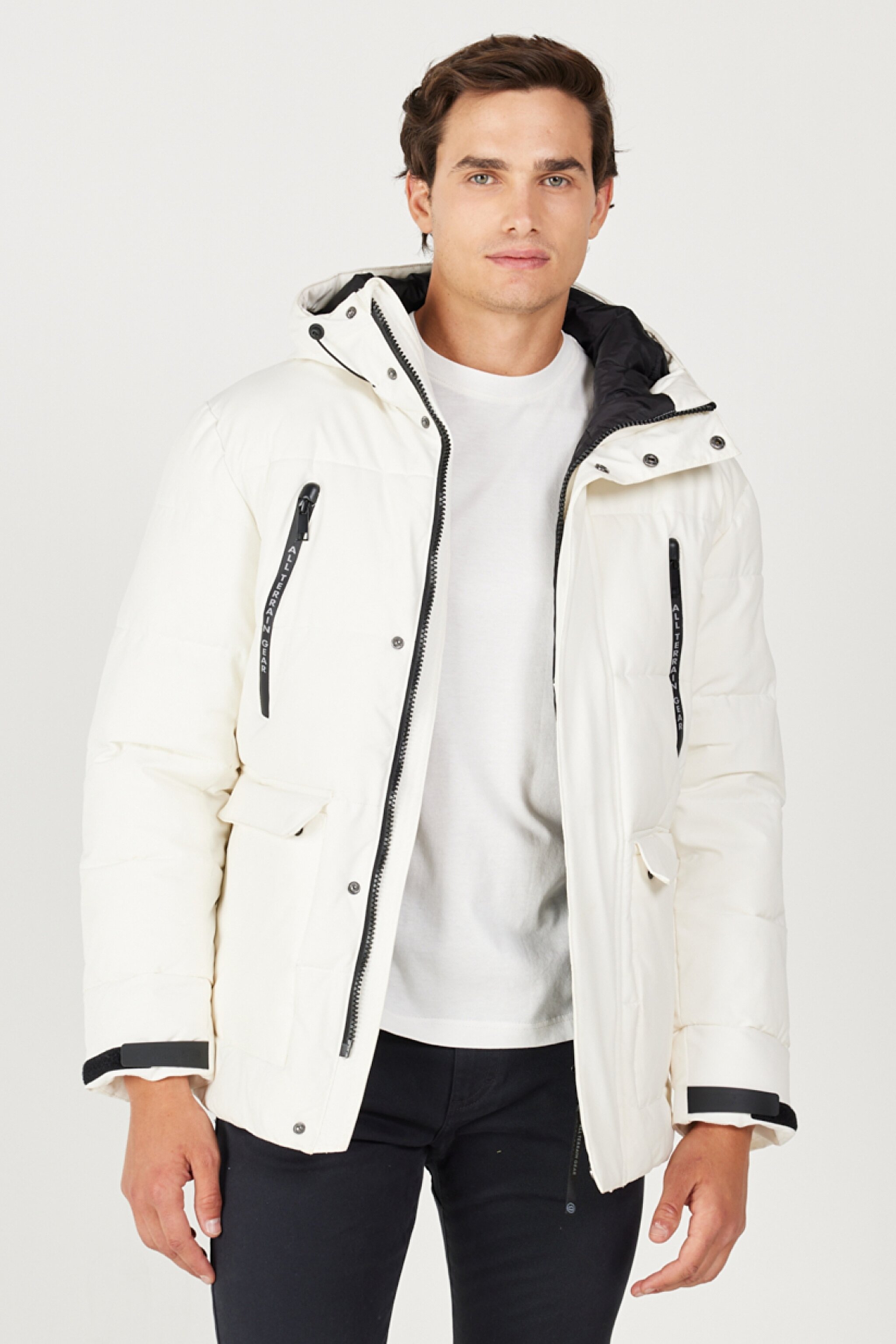 All Terrain Gear Regular Fit Normal Kesim Kapüşonlu Beyaz Şişme Mont - Black-W232217001