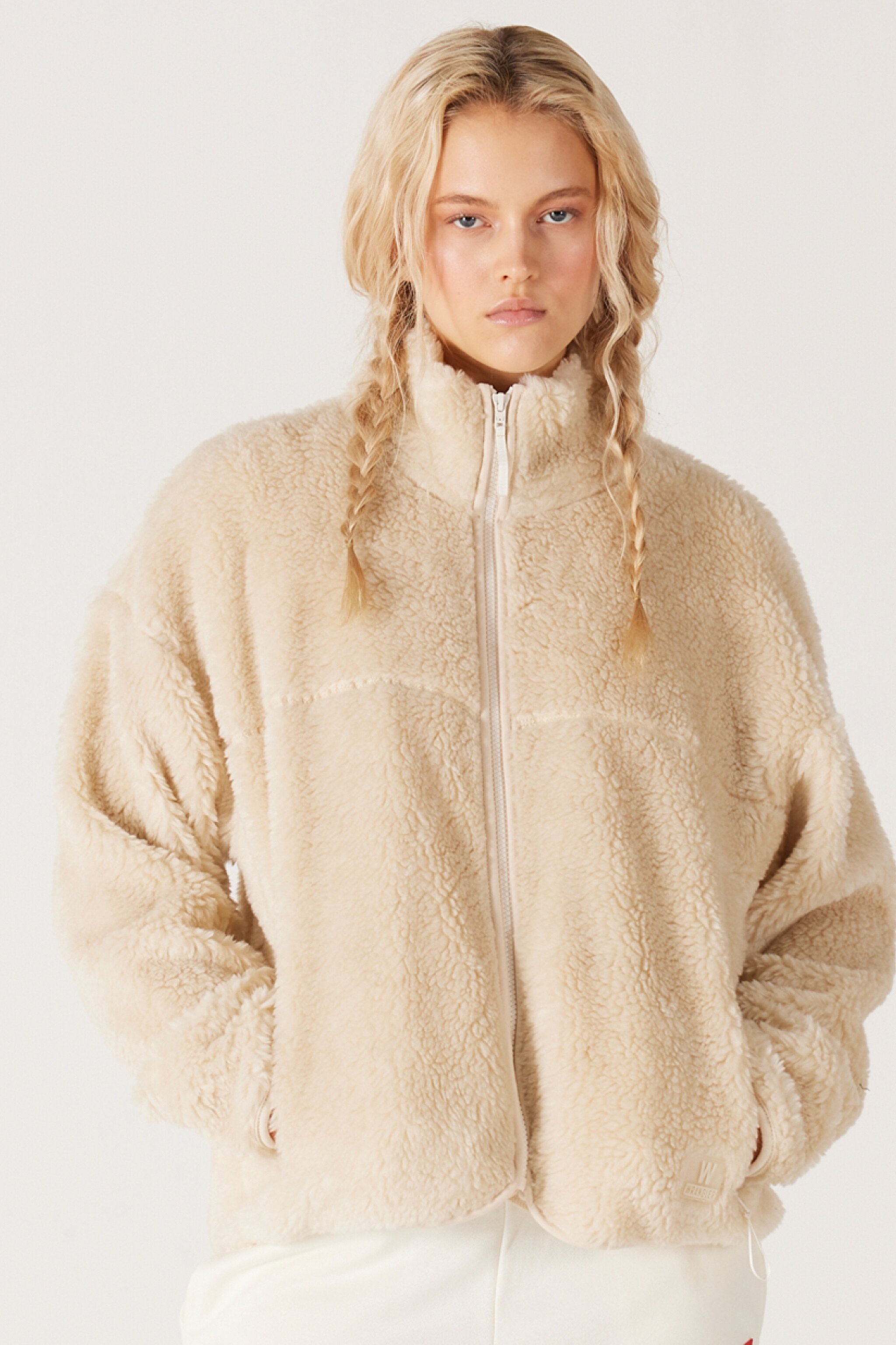 Oversize Fit Geniş Kesim Dik Yaka Tam Fermuarlı Ekru Sherpa Ceket - Off White-W232253102