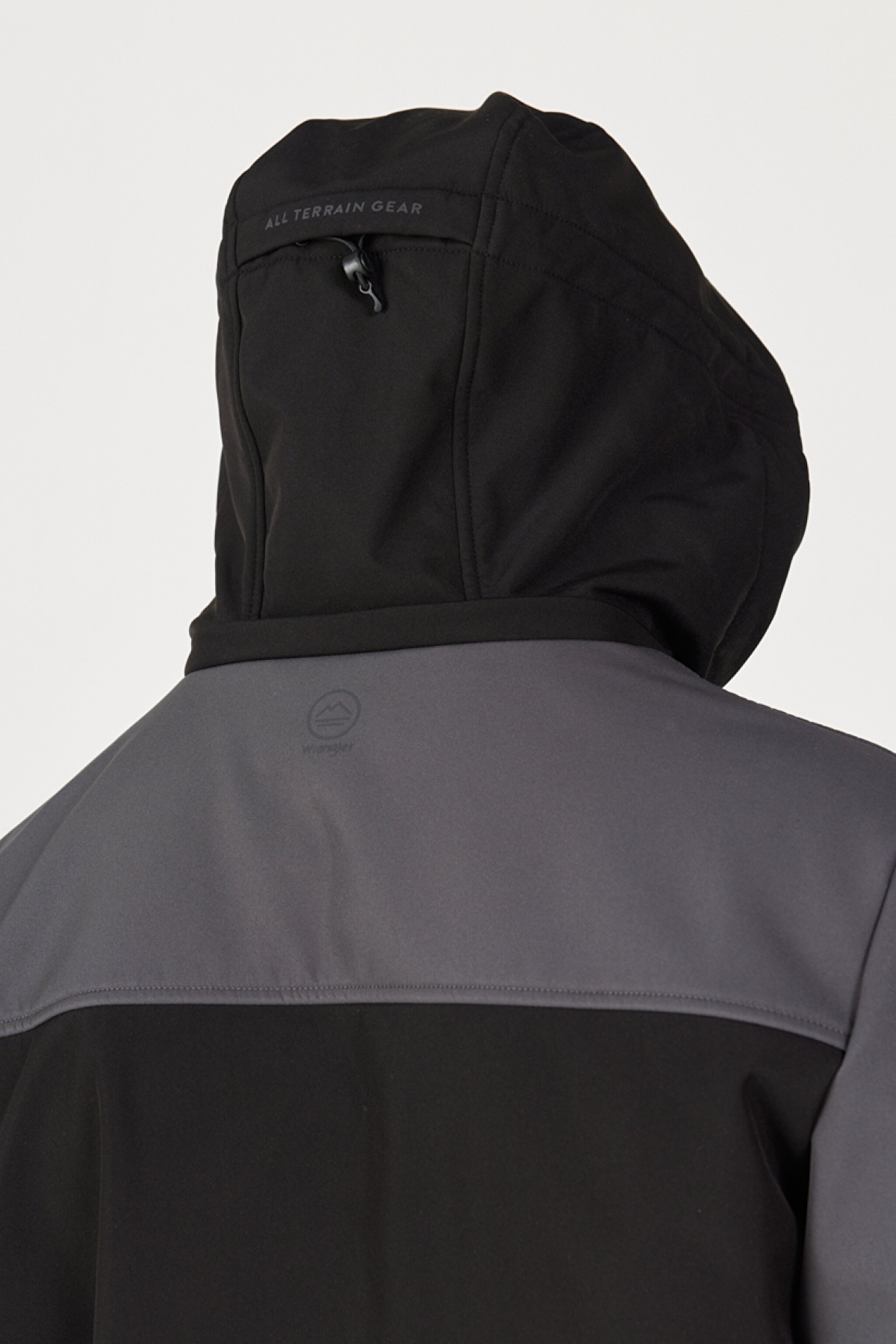 All Terrain Gear Regular Fit Normal Kesim Kapüşonlu Fermuarlı Siyah Ceket - Black-W232270001 (görsel 6)