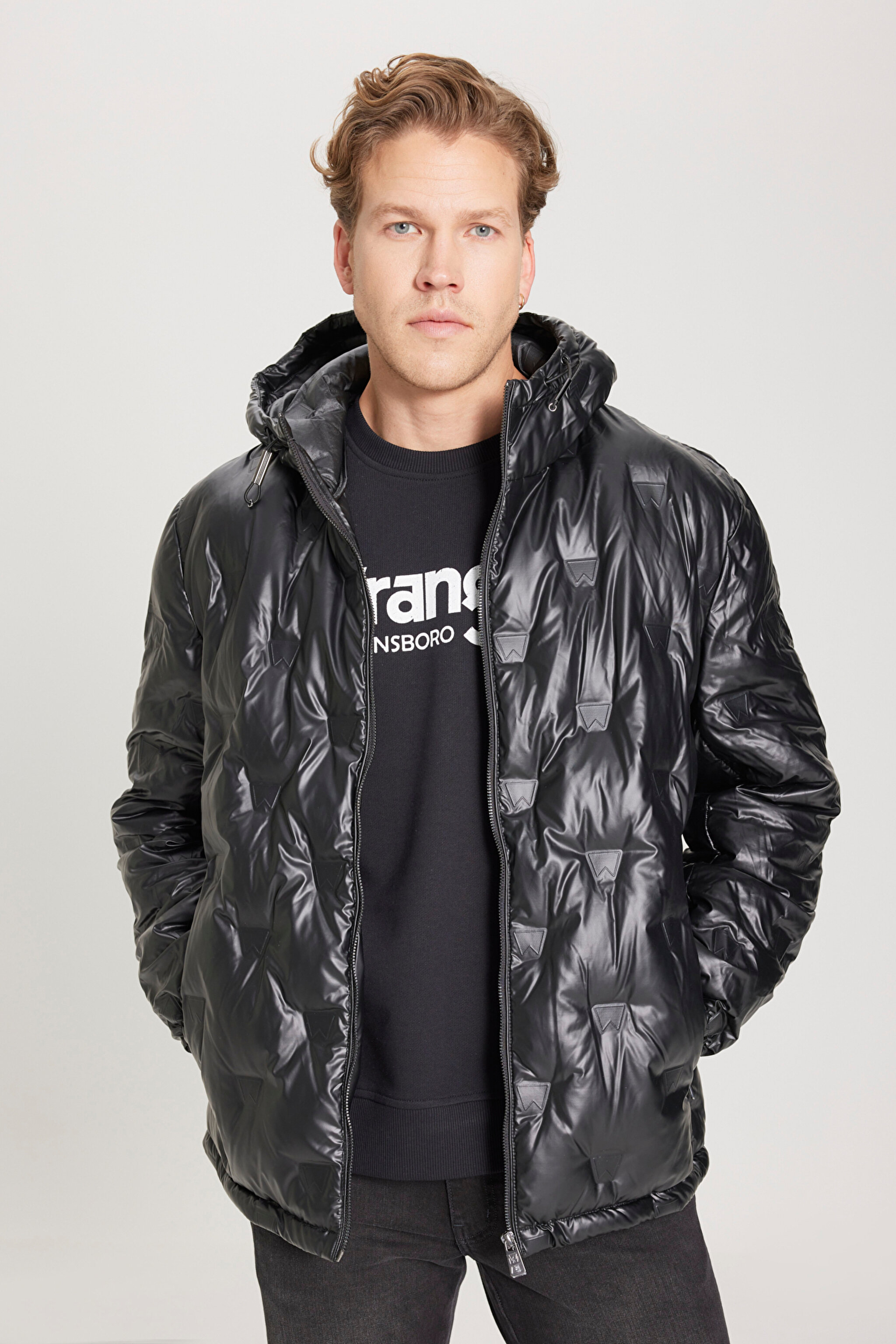 Regular Fit Normal Kesim Kapüşonlu Siyah Şişme Mont - Black-W232274001