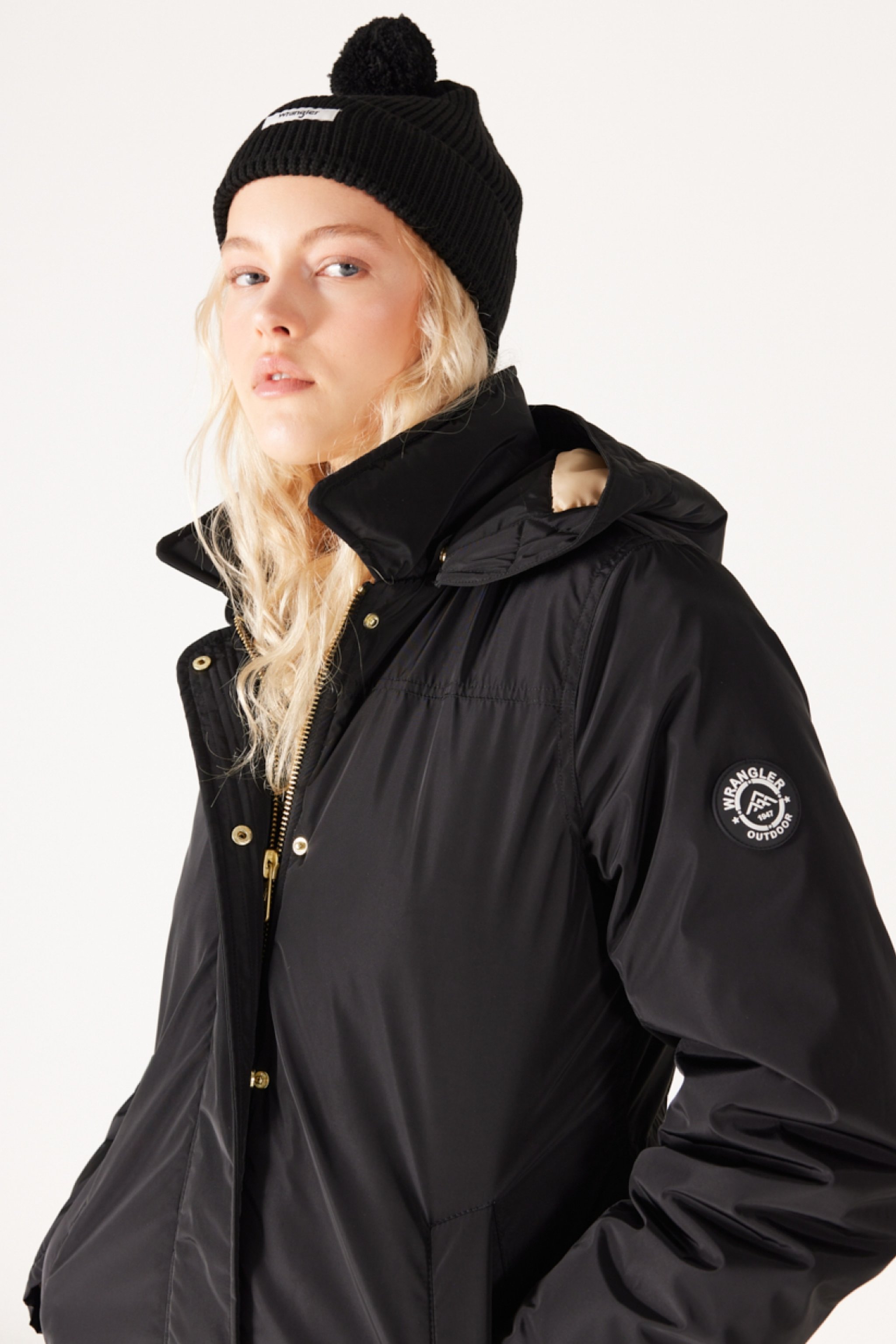 Loose Fit Rahat Kesim Kapüşonlu Siyah Parka Ceket - Black-W232276001 (görsel 4)
