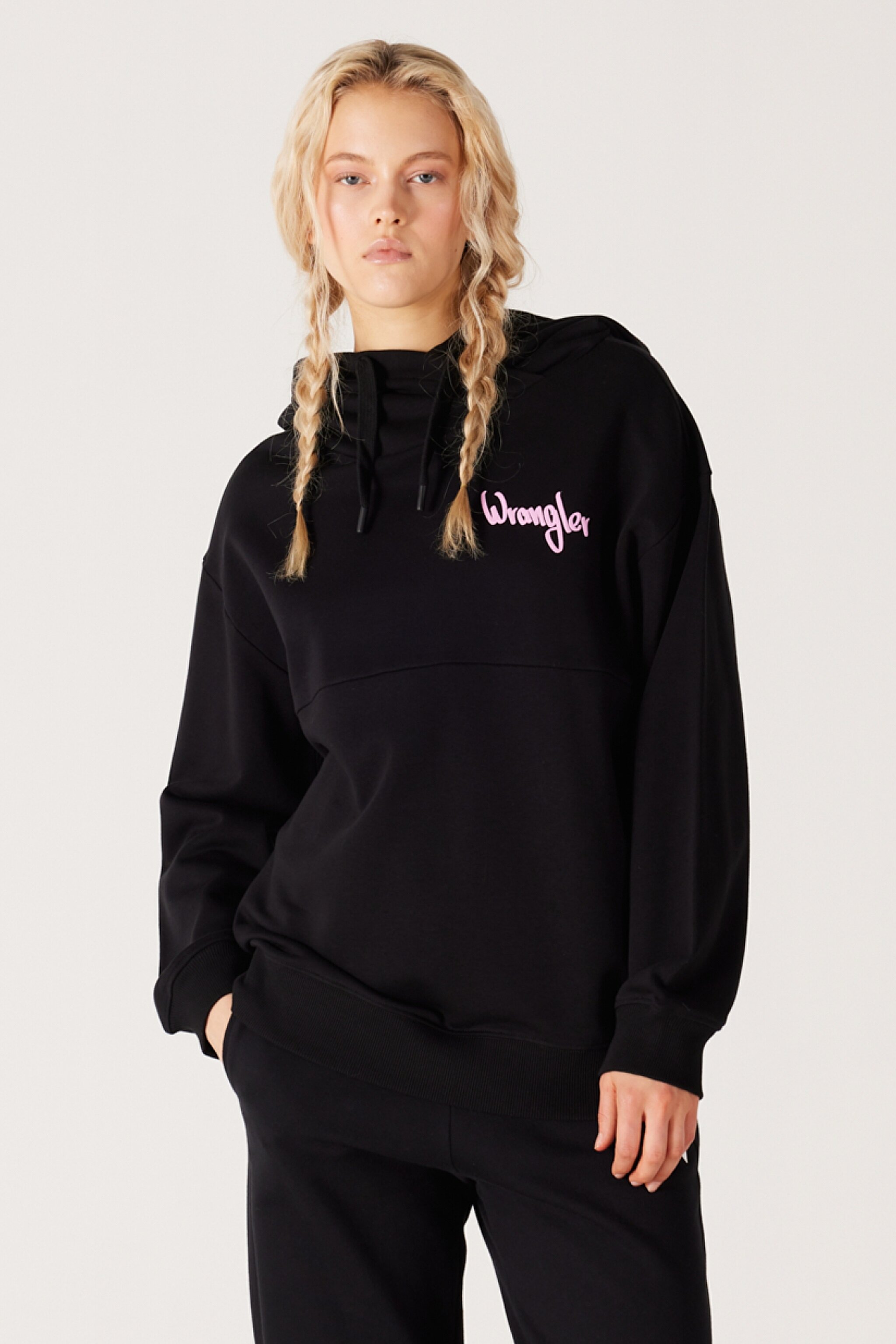 Oversize Bol Kesim Kapüşonlu Sırt Baskılı Siyah Sweatshirt - Black-W232296001 (görsel 3)
