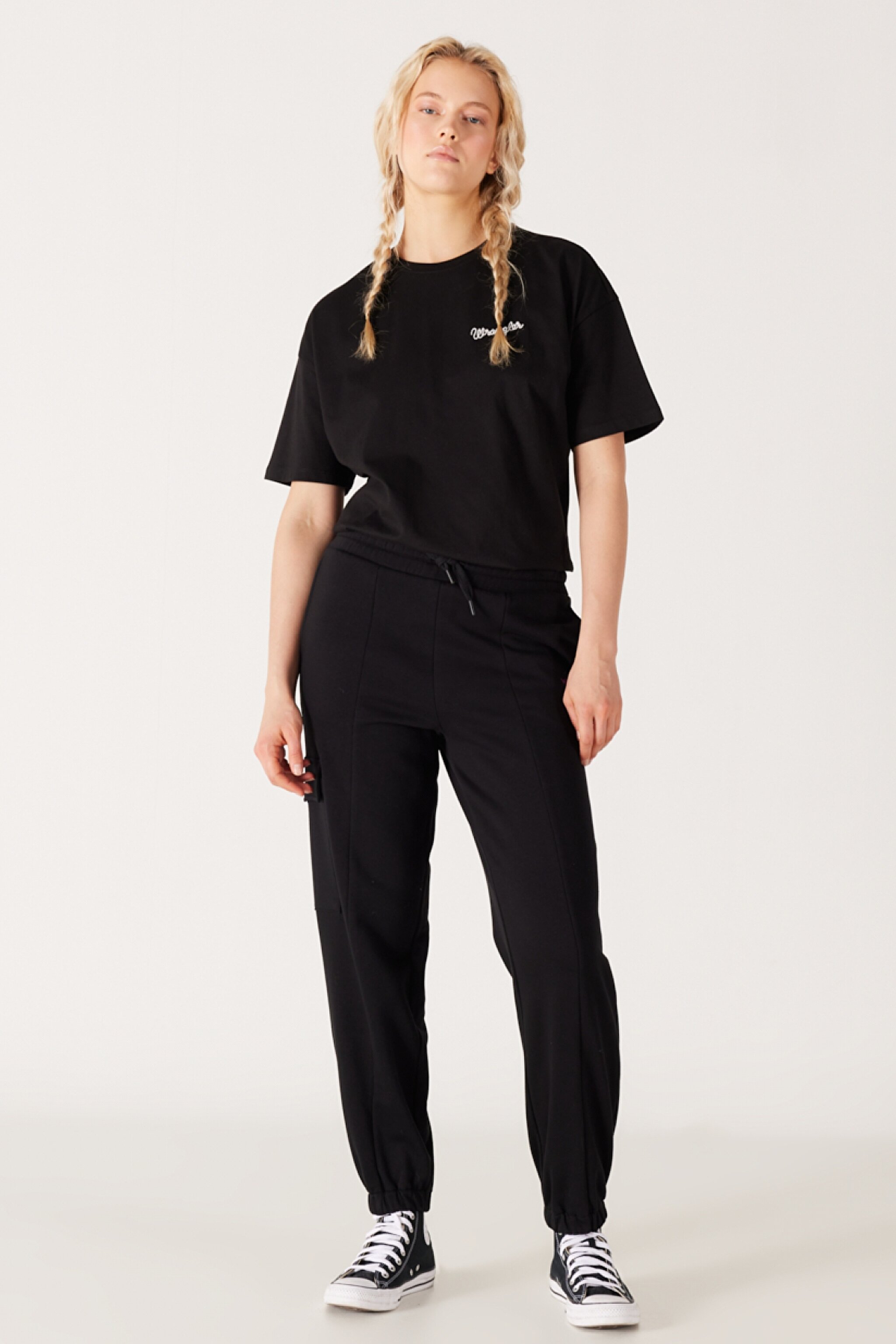 Regular Fit Normal Kesim İçi Polarlı Cepli Siyah Jogger Eşofman Altı - Black-W232349001 (görsel 2)