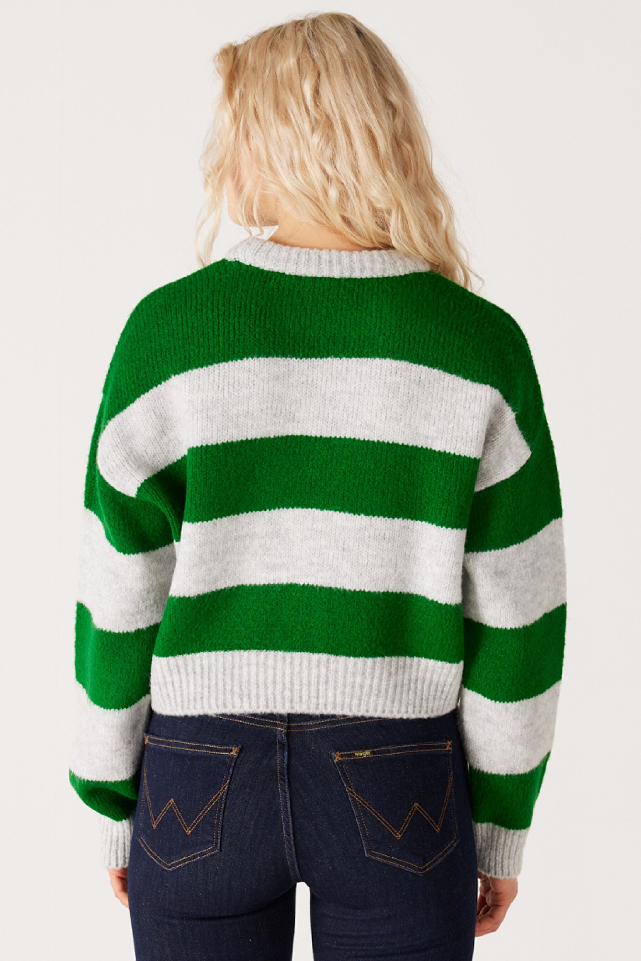Regular Fit Normal Kesim Bisiklet Yaka Yeşil Triko Kazak - Green-W232353300 (görsel 8)