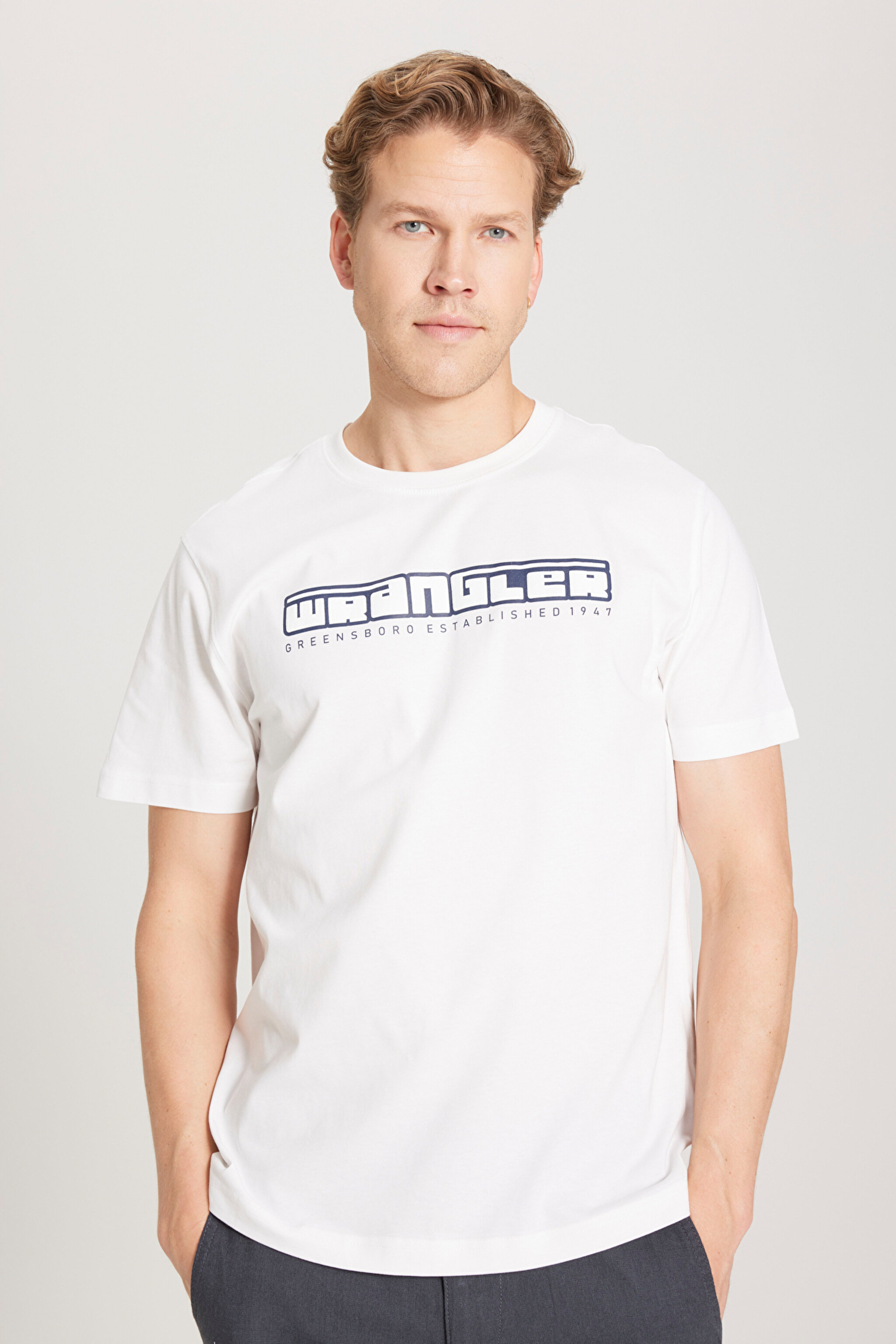 Regular Fit Normal Kesim Bisiklet Yaka %100 Pamuk Kırık BeyazTişört - Off White-W241199102
