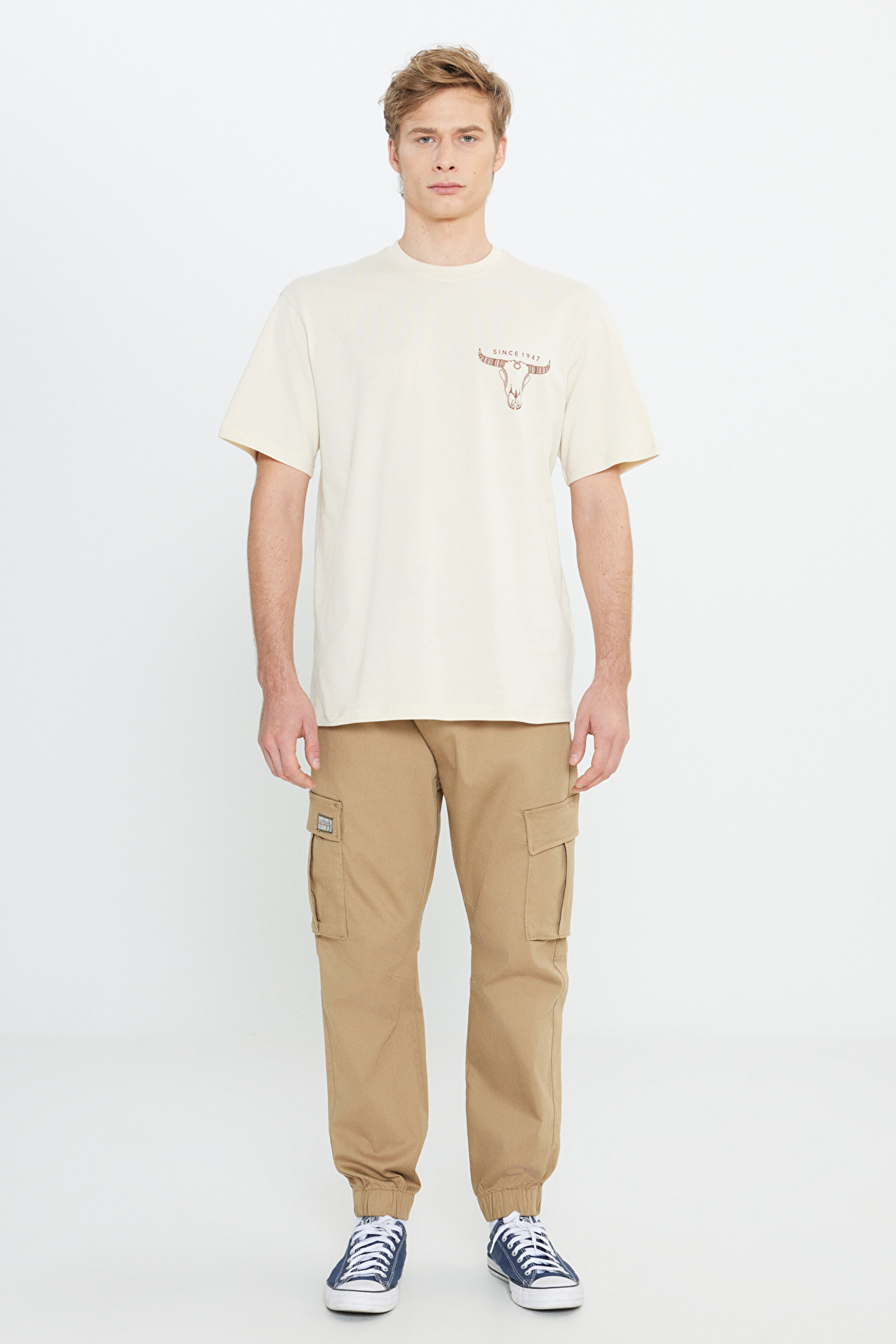 Loose Fit Rahat Kesim Bisiklet Yaka %100 Pamuk Ekru Tişört - Ecru-W241299104 (görsel 3)