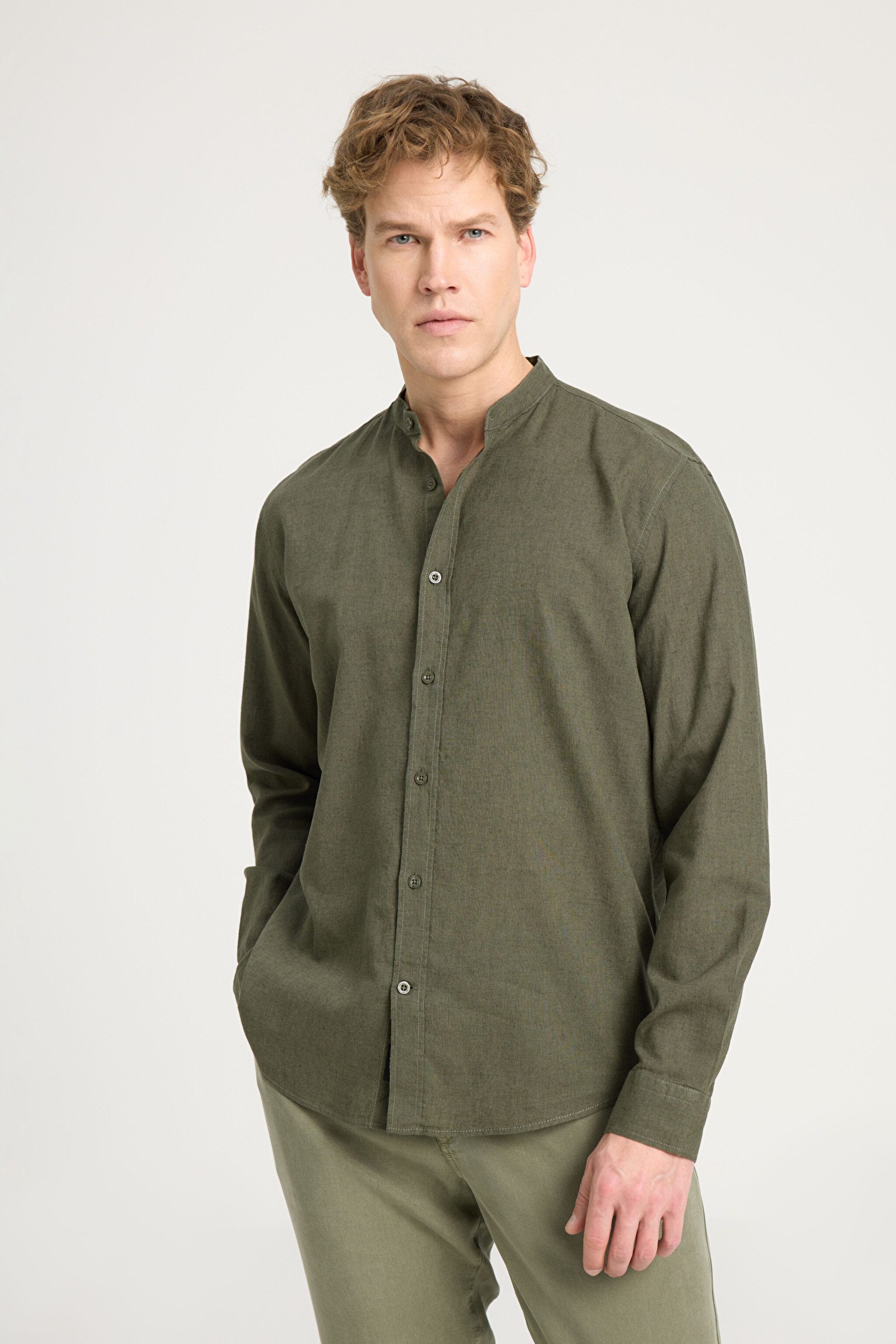 Relaxed Fit Geniş Kesim Hakim Yaka Haki Gömlek - Khaki-W241577801