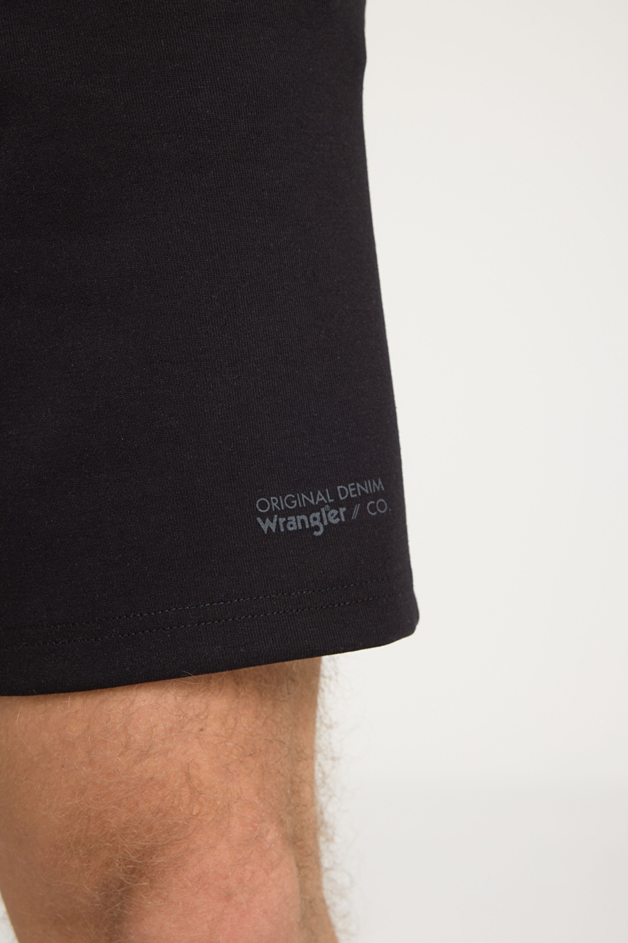 Regular Fit Normal Kesim Normal Bel Siyah Sweat Şort - Black-W241578001 (görsel 3)