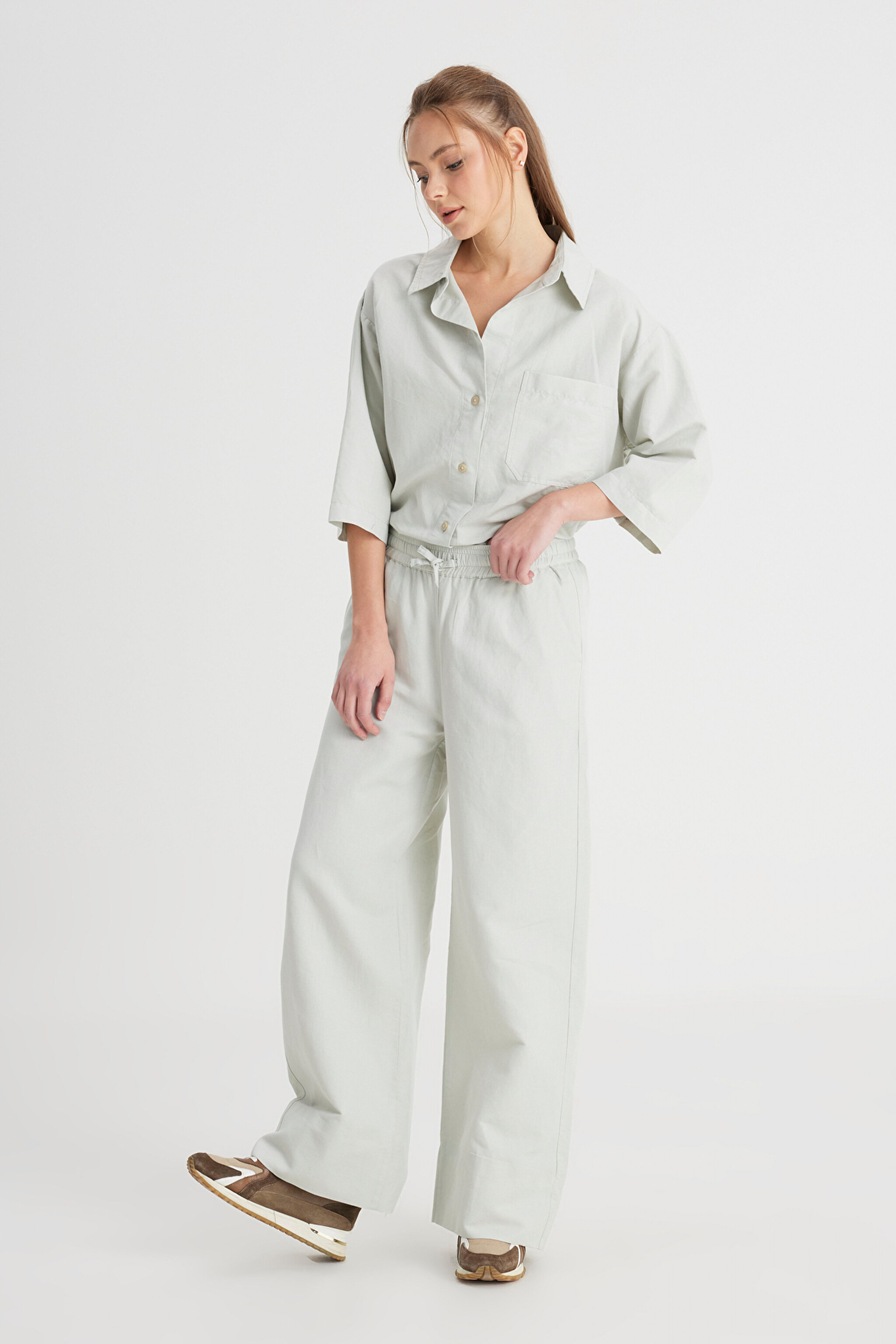 Loose Fit Geniş Kesim Normal Bel Geniş Paça Mint Yeşili Pantolon - Mint Green-W241596303 (görsel 2)