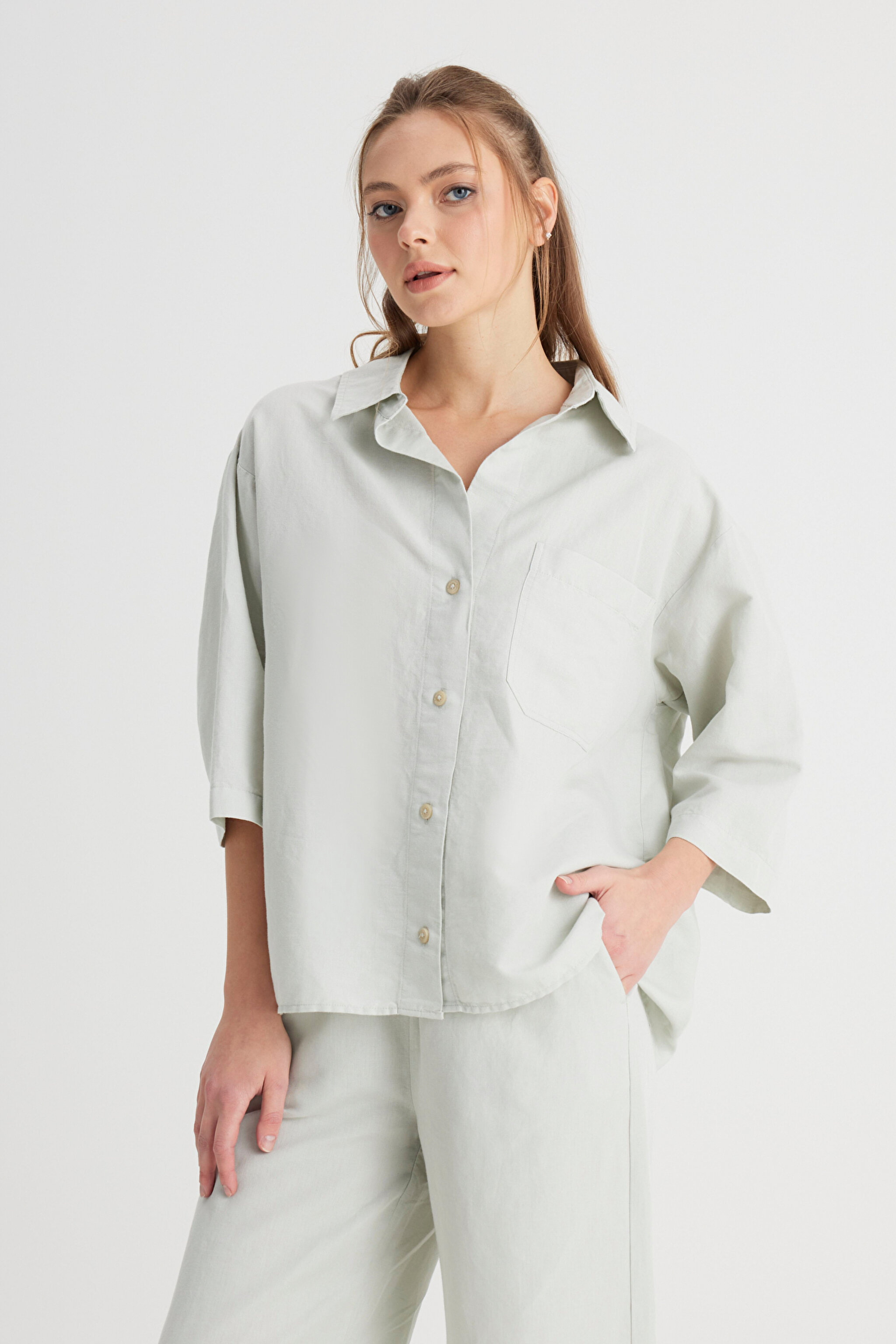 Relaxed Fit Geniş Kesim Kısa Kollu Mint Yeşili Gömlek