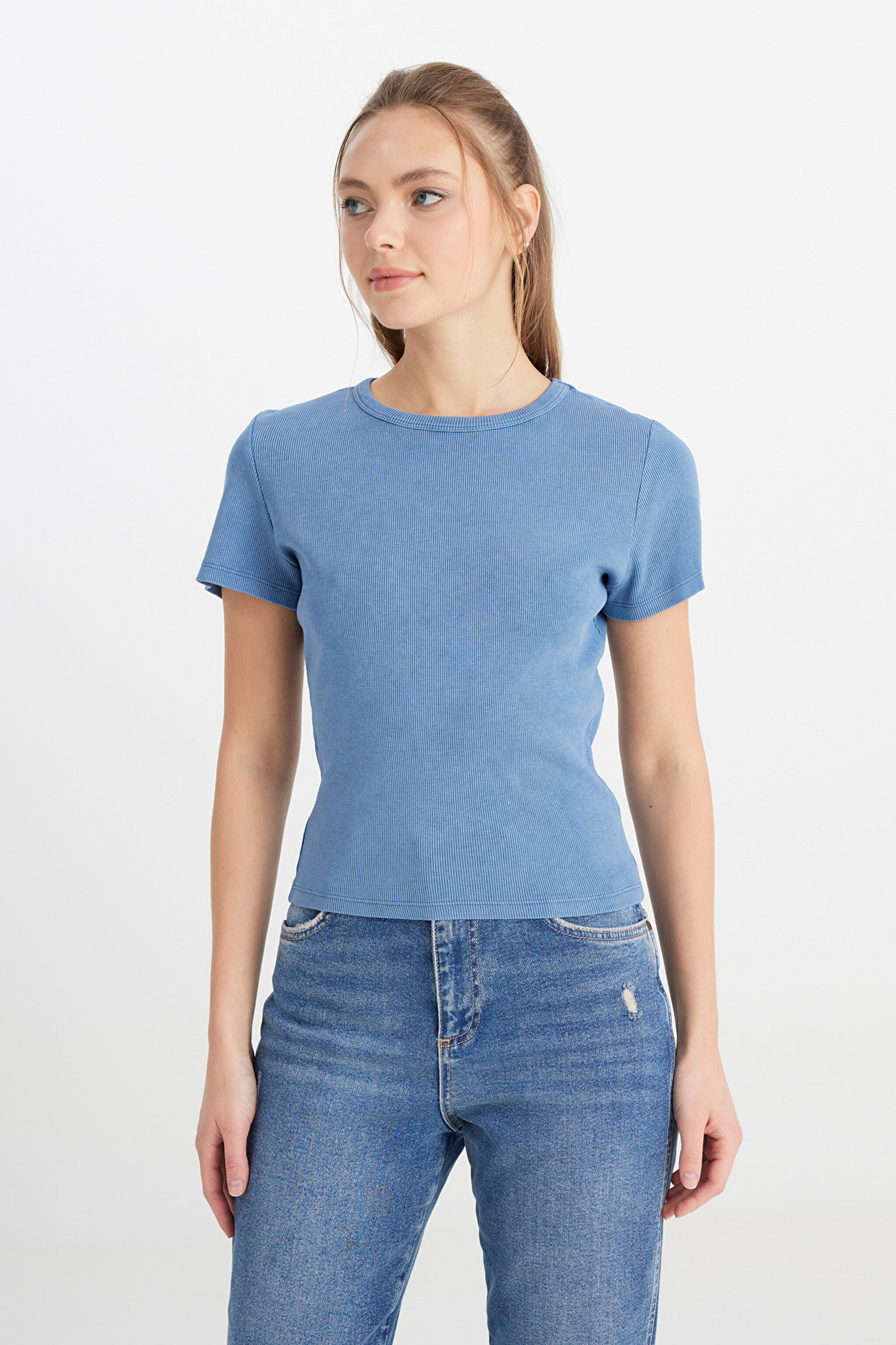 Slim Fit Dar Kesim Bisiklet Yaka Lacivert Tişört - İndigo-W241600TF